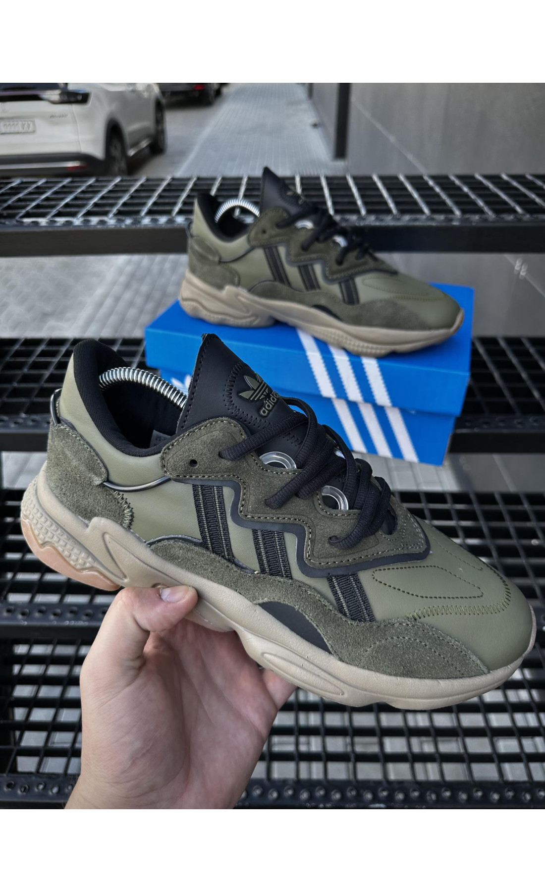 Чоловічі кросівки  Кросівки adidas ozweego, хакі колір (5434-3)