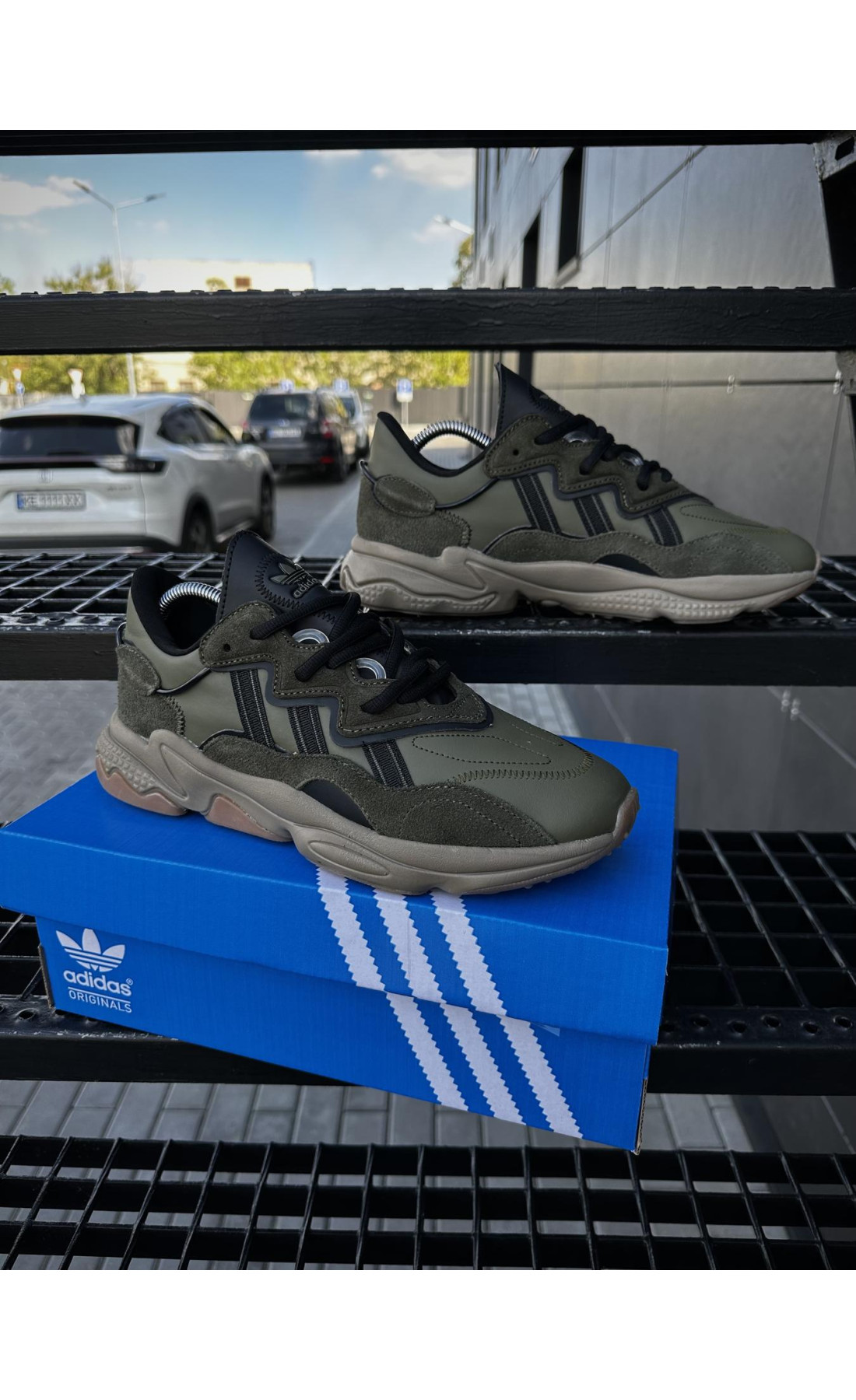 Чоловічі кросівки  Кросівки adidas ozweego, хакі колір (5434-3)