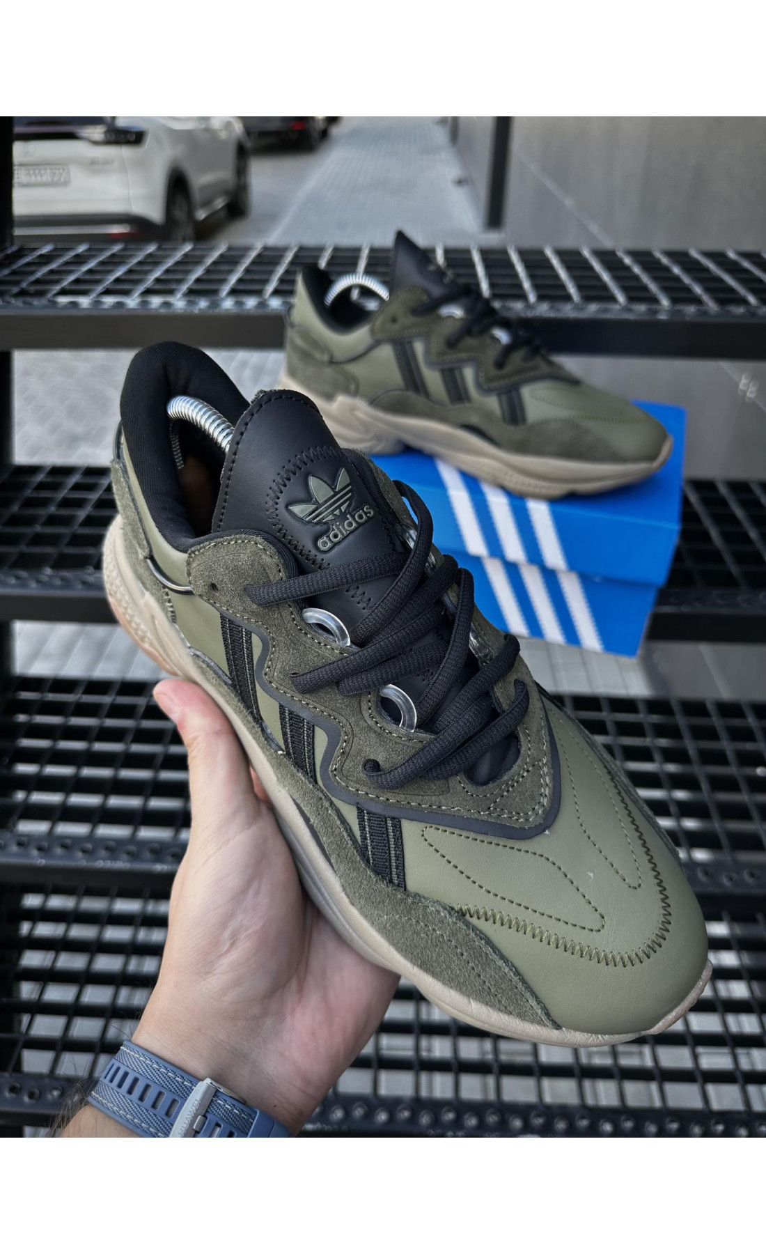 Чоловічі кросівки  Кросівки adidas ozweego, хакі колір (5434-3)