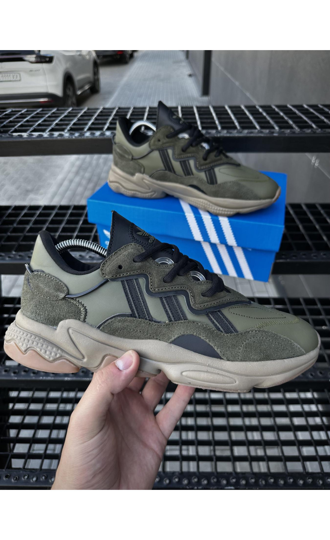 Чоловічі кросівки  Кросівки adidas ozweego, хакі колір (5434-3)