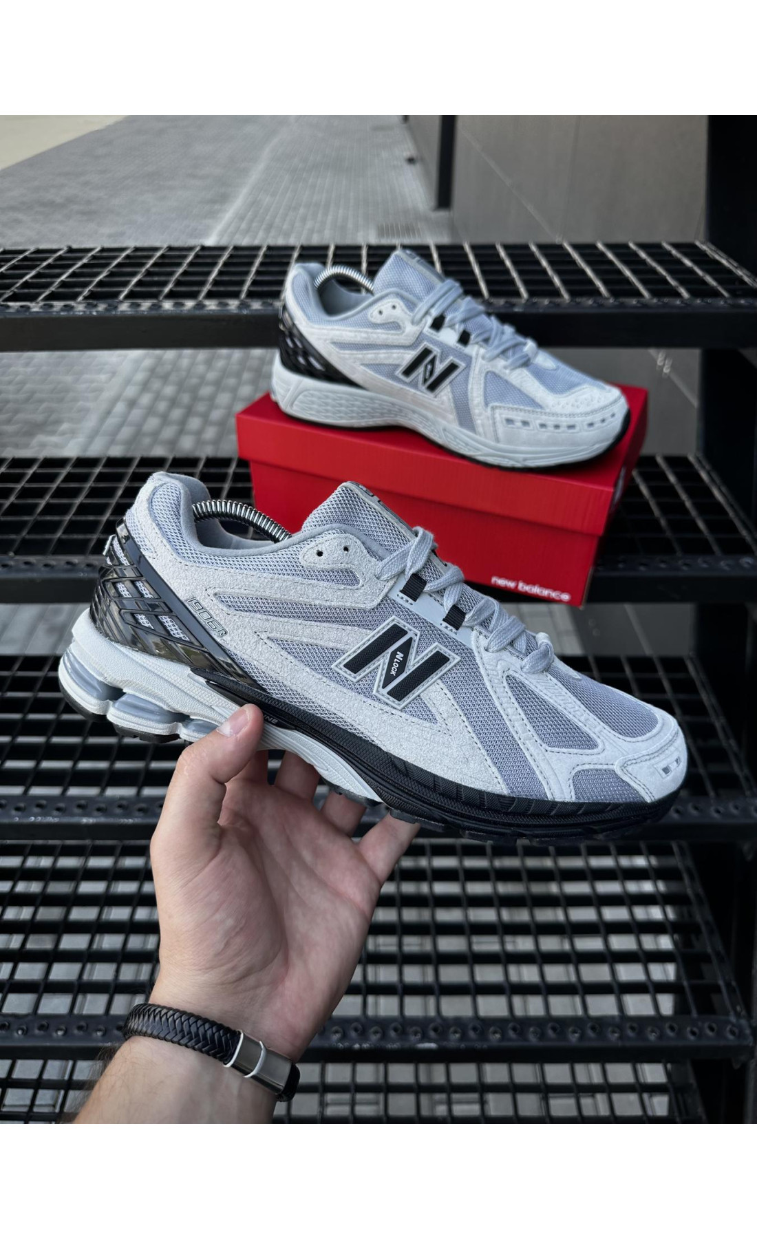 Чоловічі кросівки  Кросівки new balance r (сірі з чорним) (5557-2)