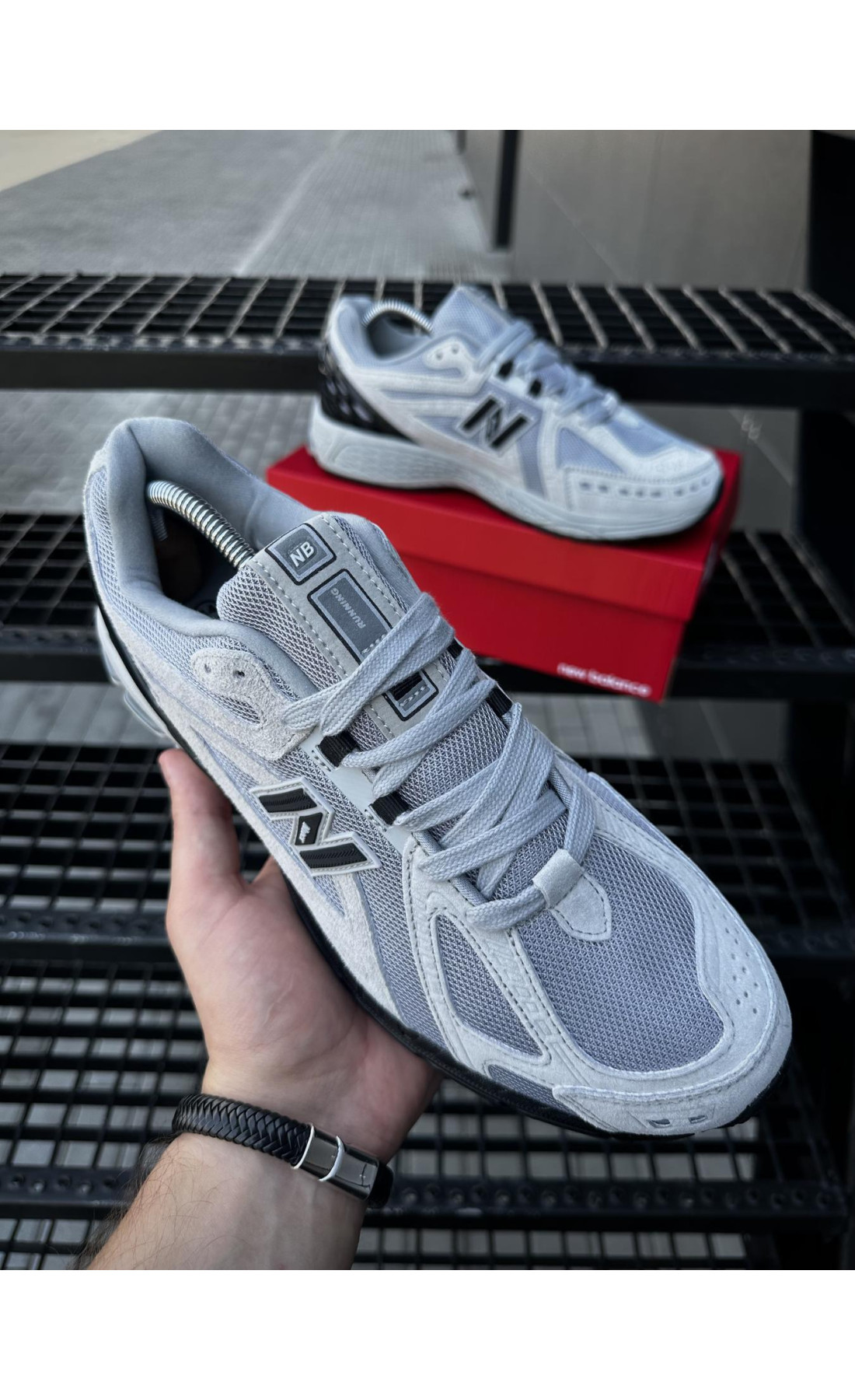 Чоловічі кросівки  Кросівки new balance r (сірі з чорним) (5557-2)