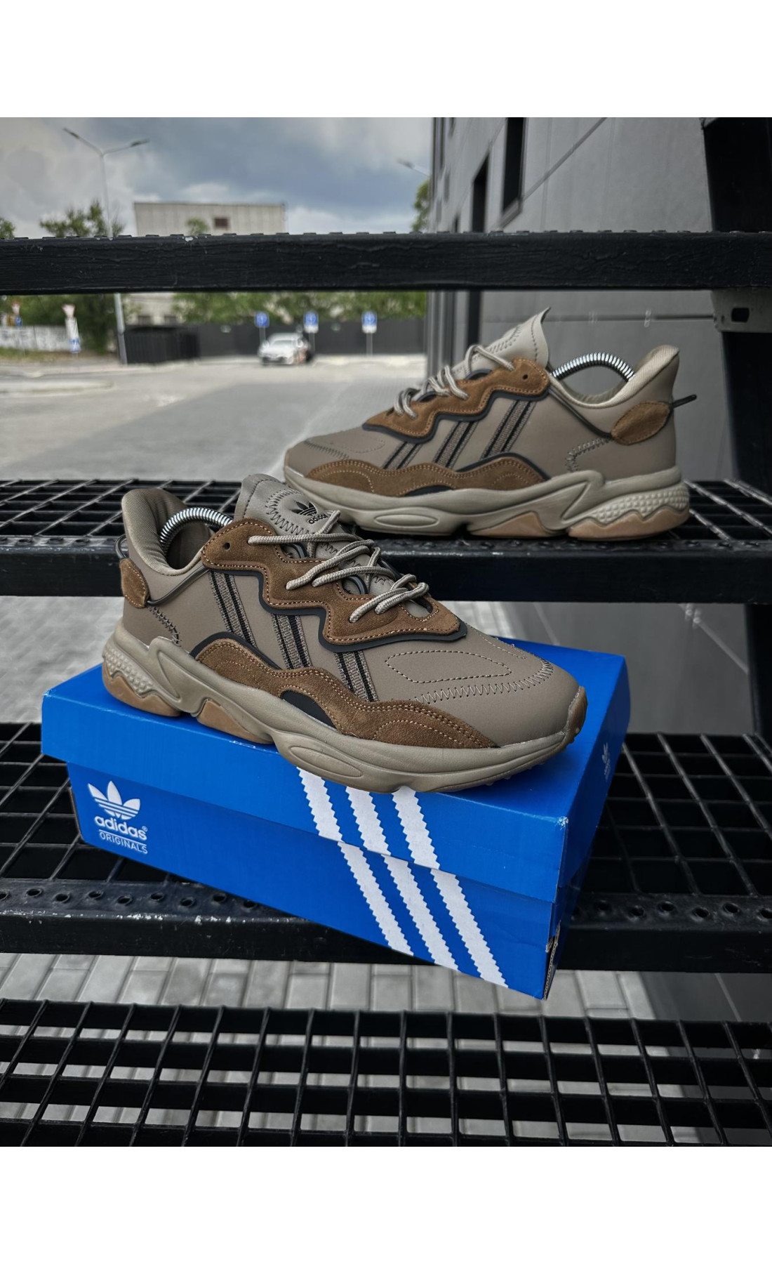 Чоловічі кросівки  Кросівки adidas ozweego, brown (394-1)