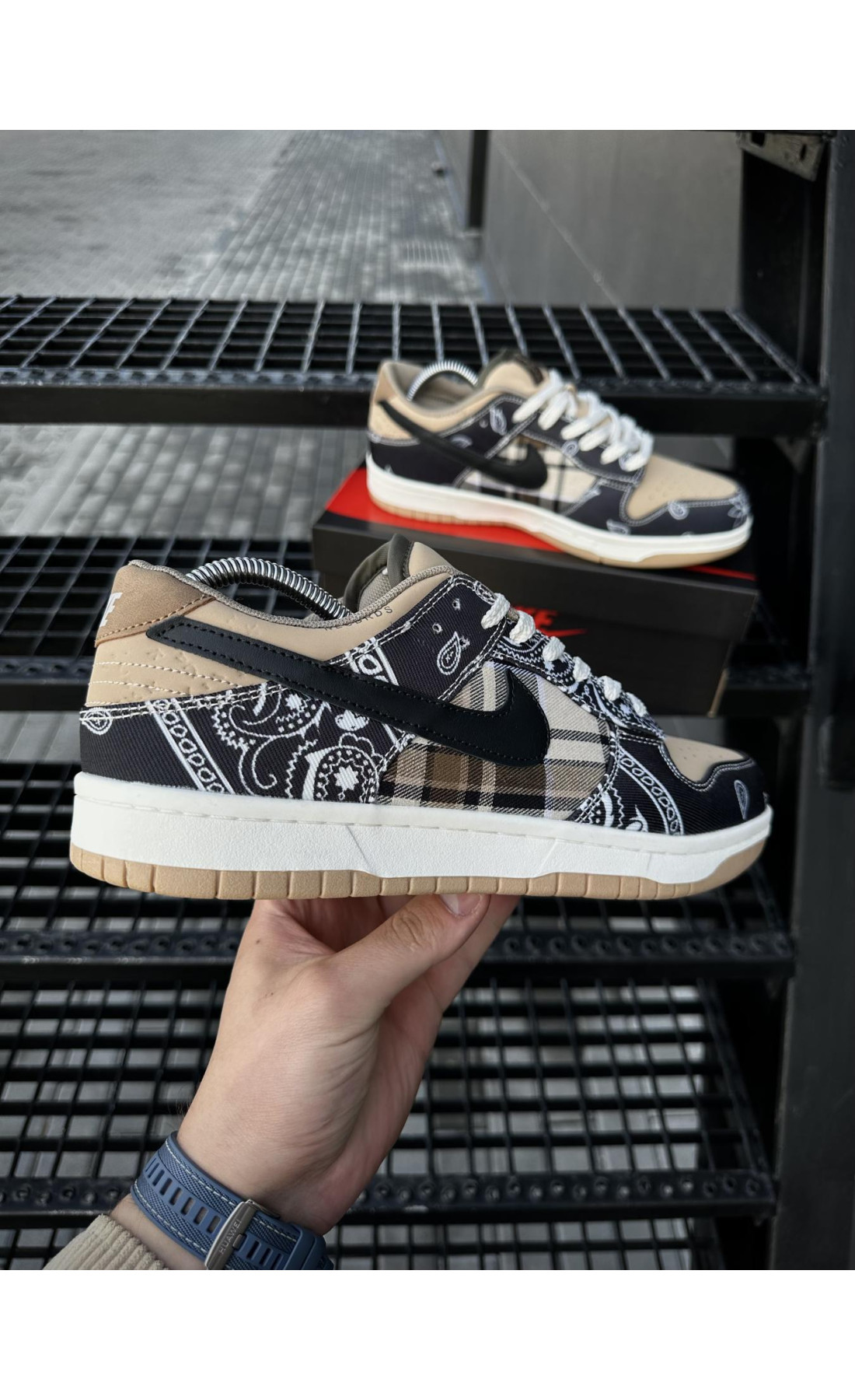 Чоловічі кросівки  Кросівки nike sb dunk low x travis scott cactus jack (5476-1)