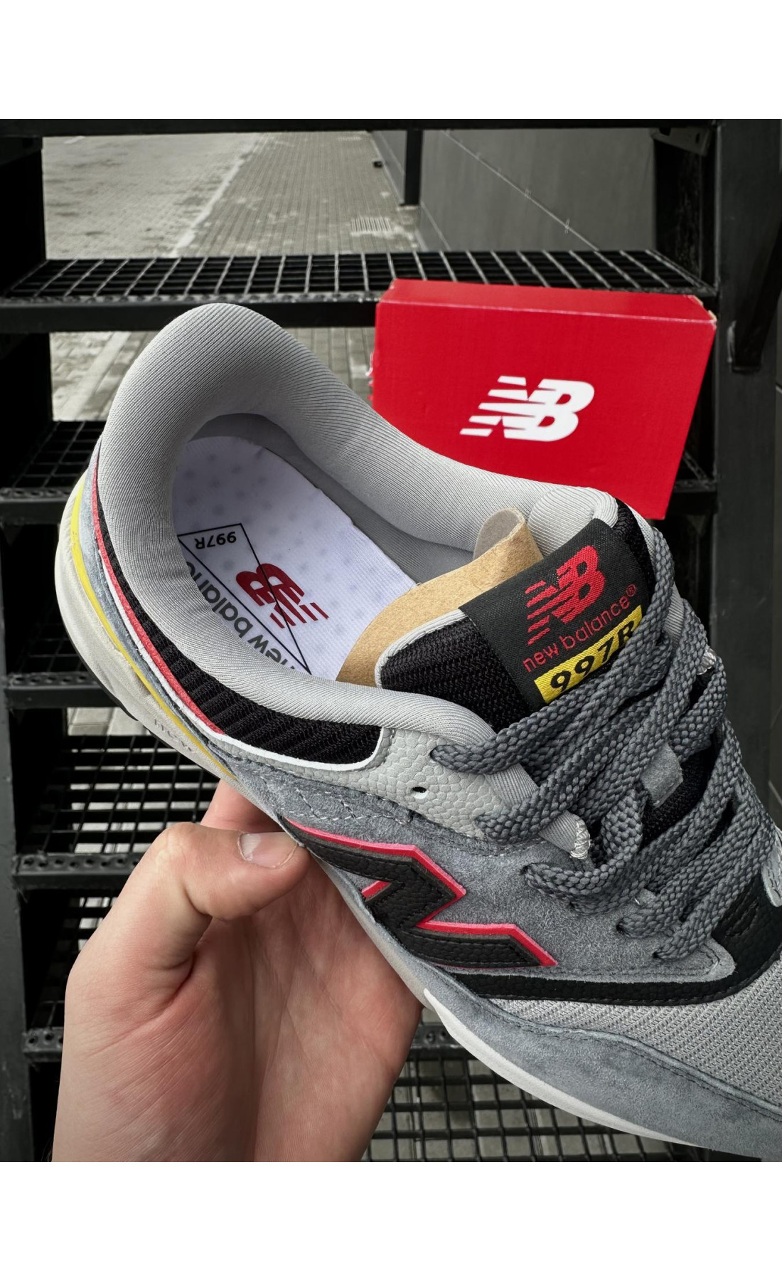 Чоловічі кросівки  Кросівки new balance r (gray & black) (629-7)