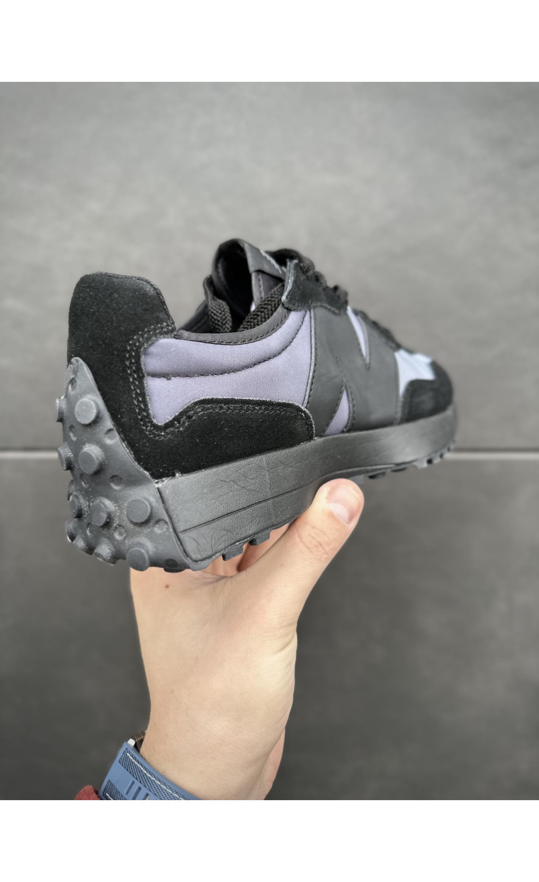 Чоловічі кросівки  Кросівки new balance (чорні / фіо) р - (B8788-1)