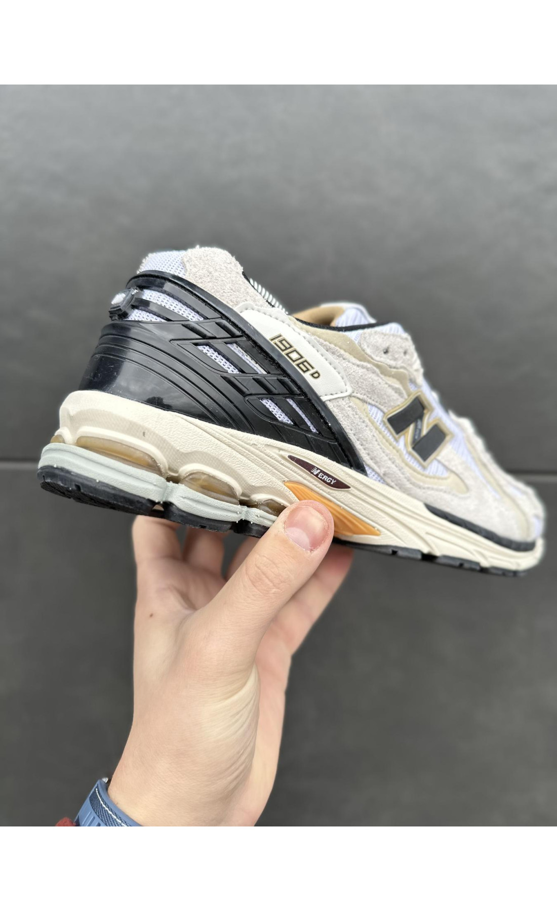 Чоловічі кросівки  Літні кросівки new balance r metallic gold (ліцензія) (1141-3)