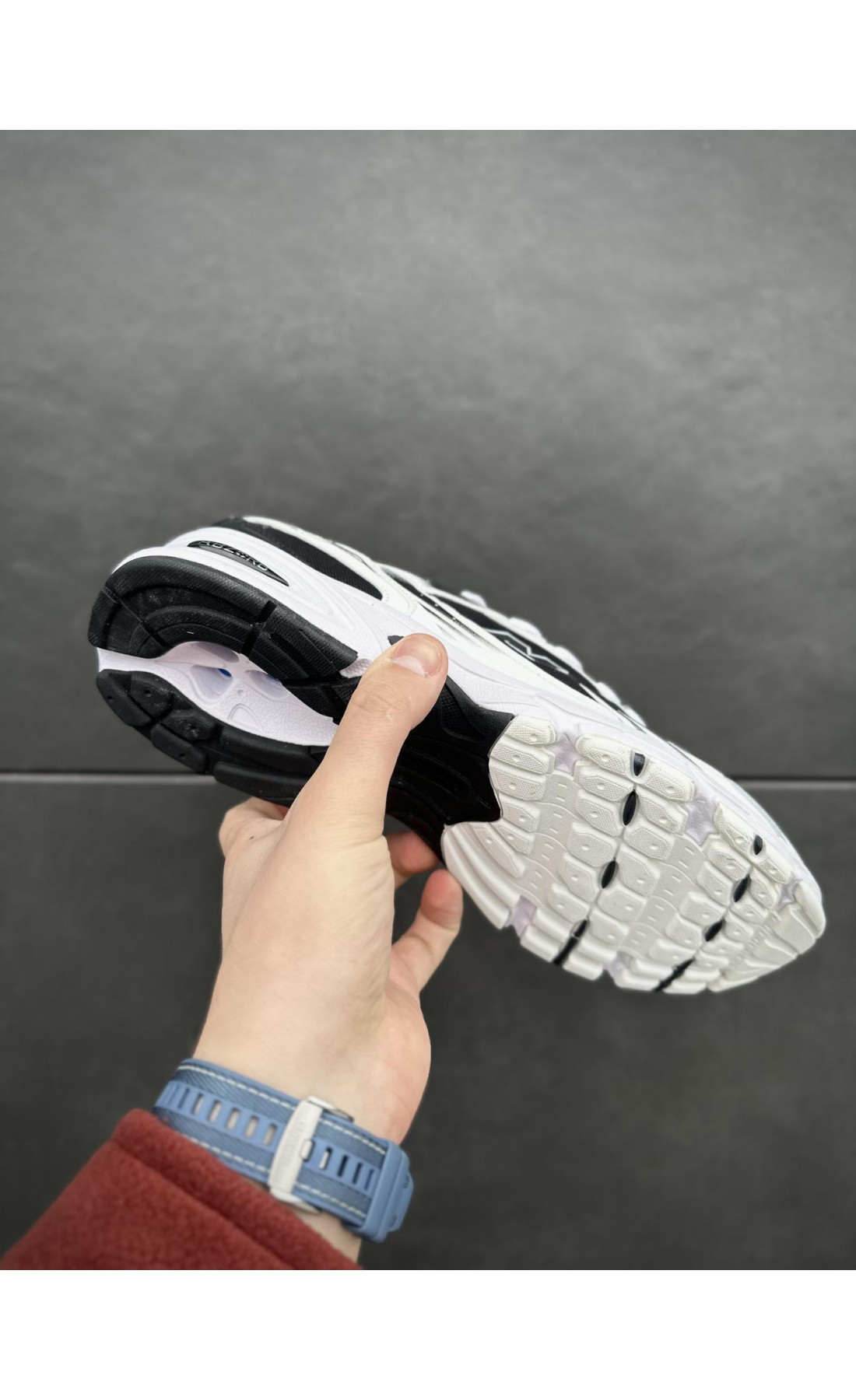 Чоловічі кросівки  Кросівки new balance (чорно-білі) (530-12)