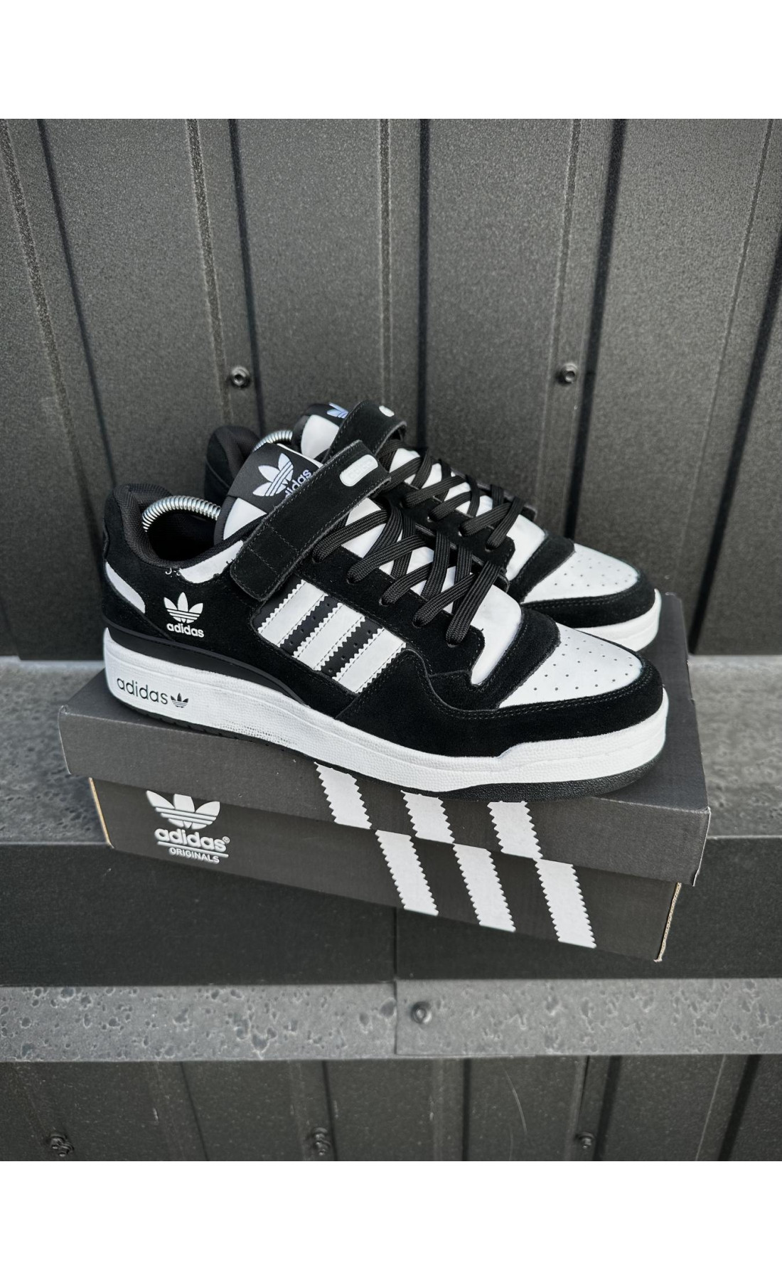 Чоловічі кросівки  Кросівки adidas forum low, замша (чорно білі) (5428-5)