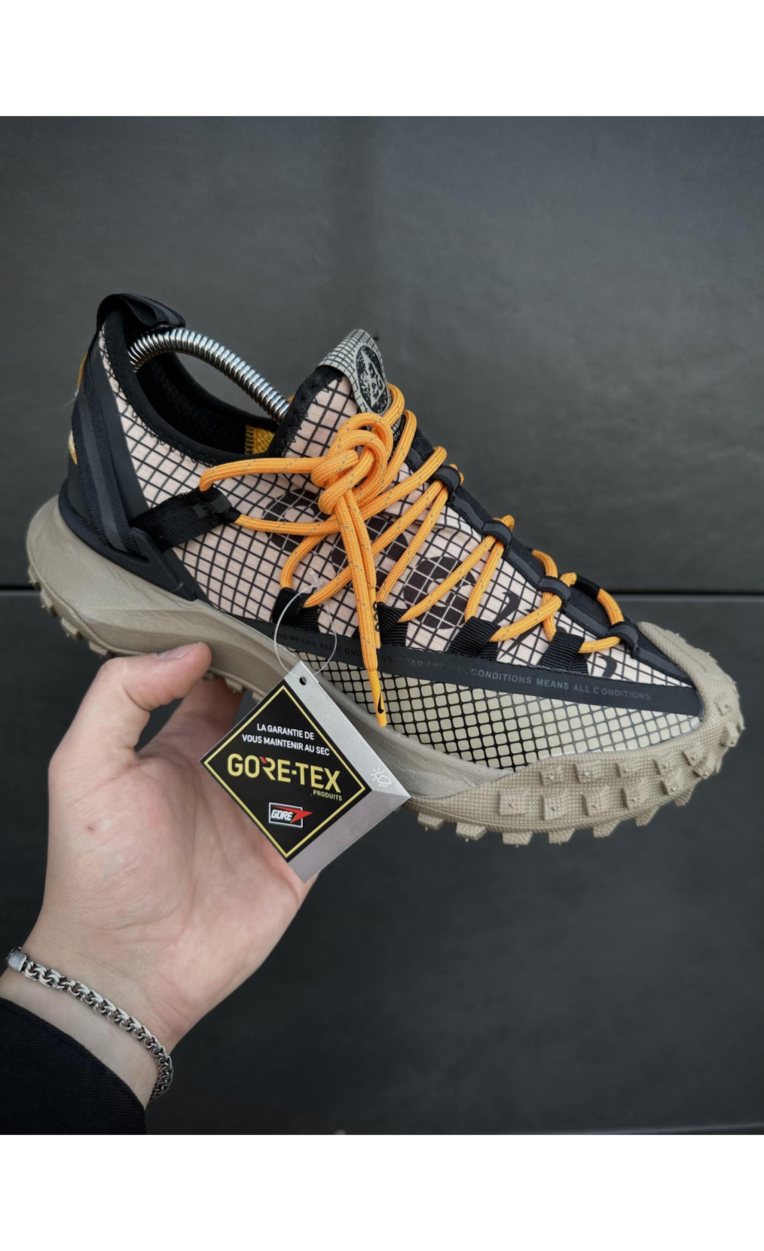 Чоловічі кросівки  Кросівки nike acg mountain fly (світлі) (327-4)