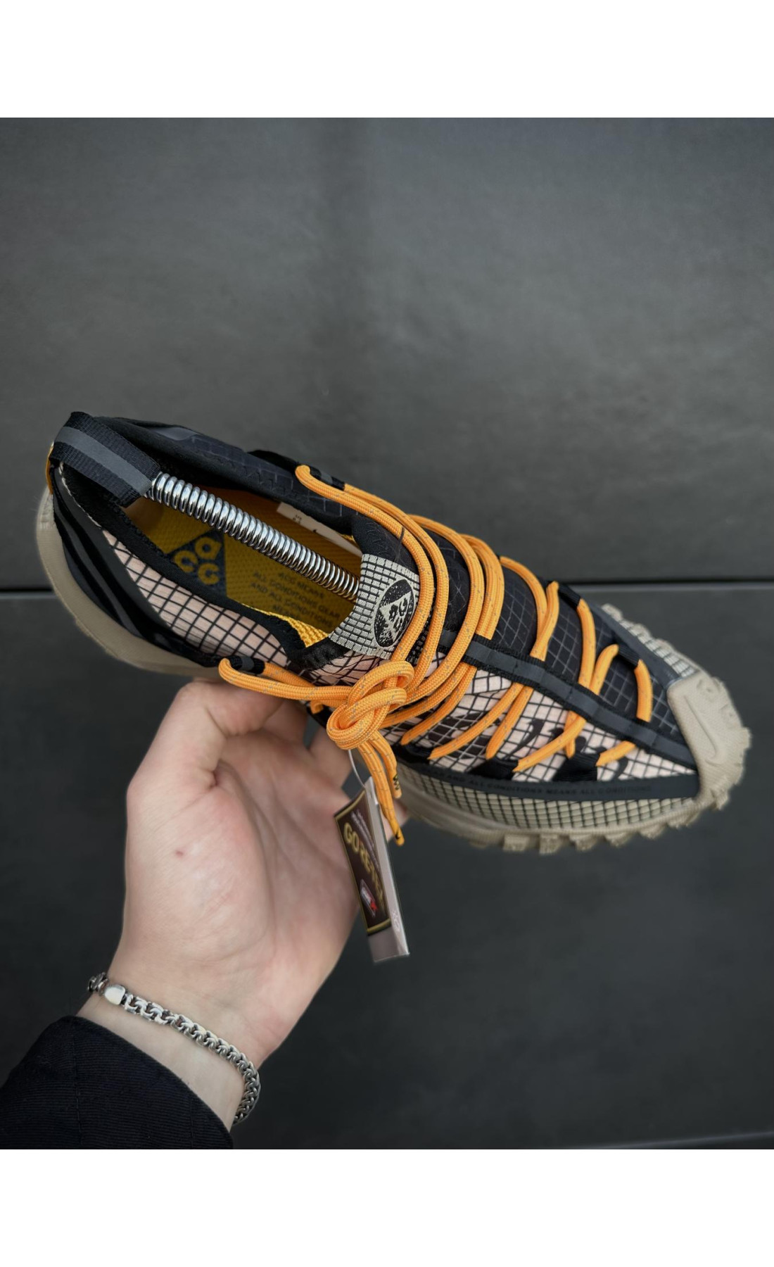 Чоловічі кросівки  Кросівки nike acg mountain fly (світлі) (327-4)