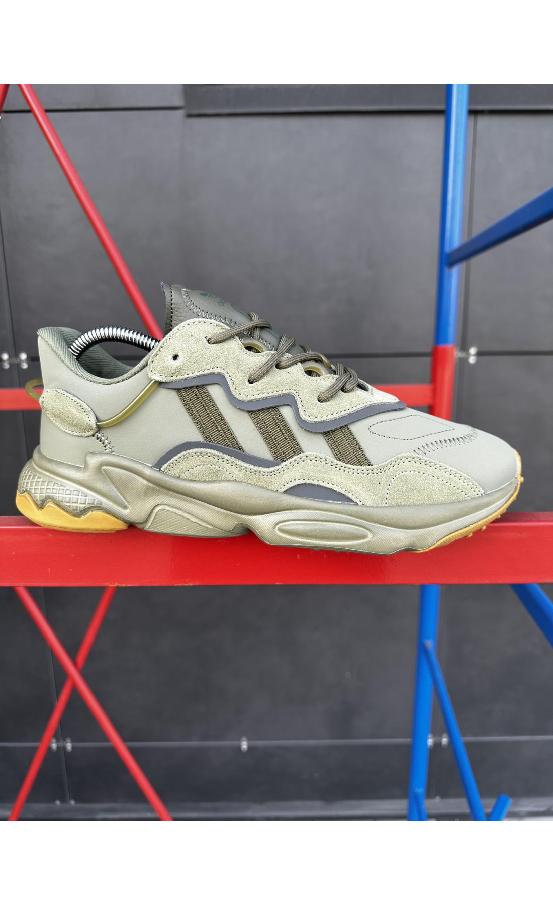 Чоловічі кросівки  Кросівки adidas ozweego (olive) (331-7)