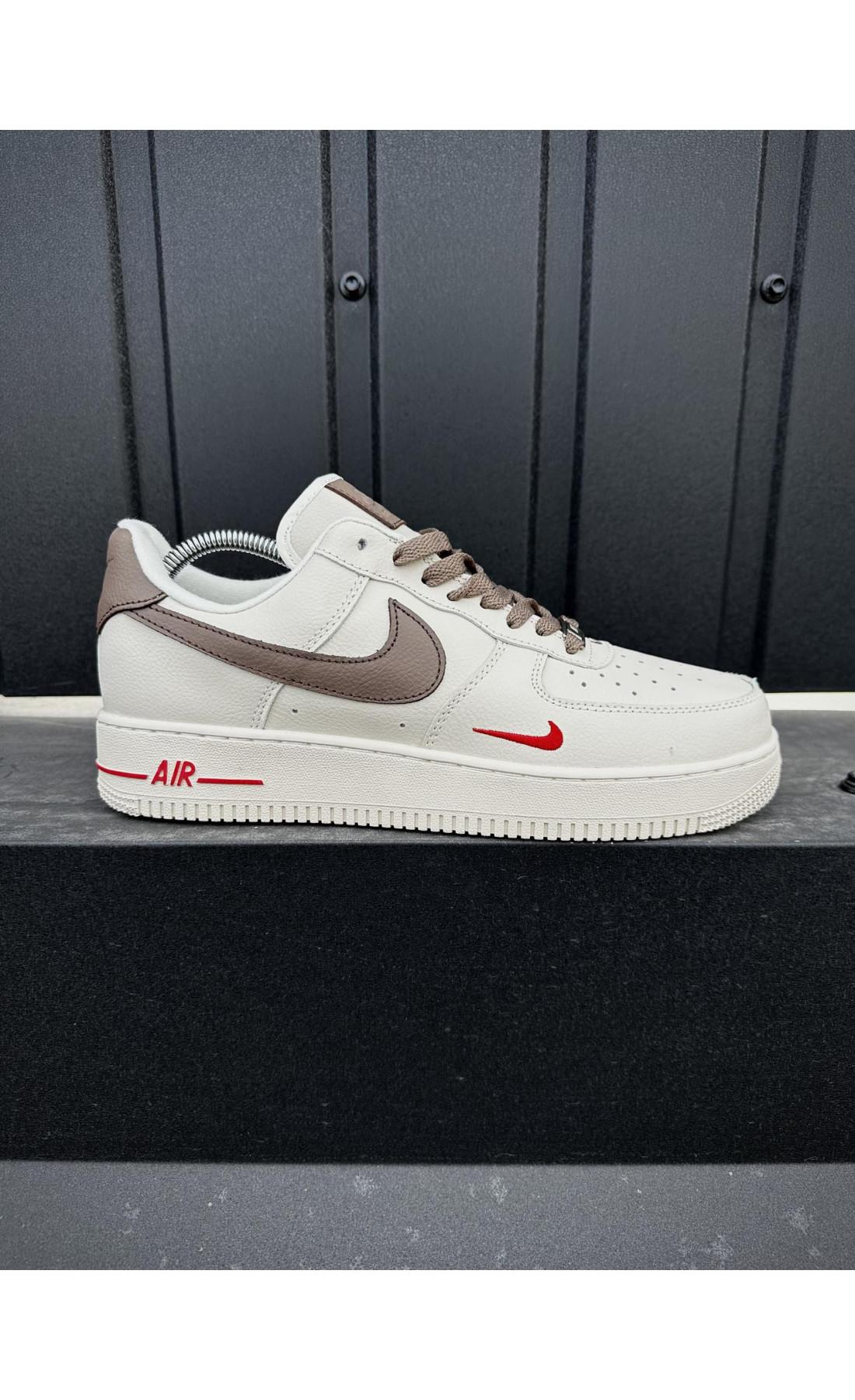 Чоловічі кросівки  Кросівки nike air force low essenti mocco (32-5)