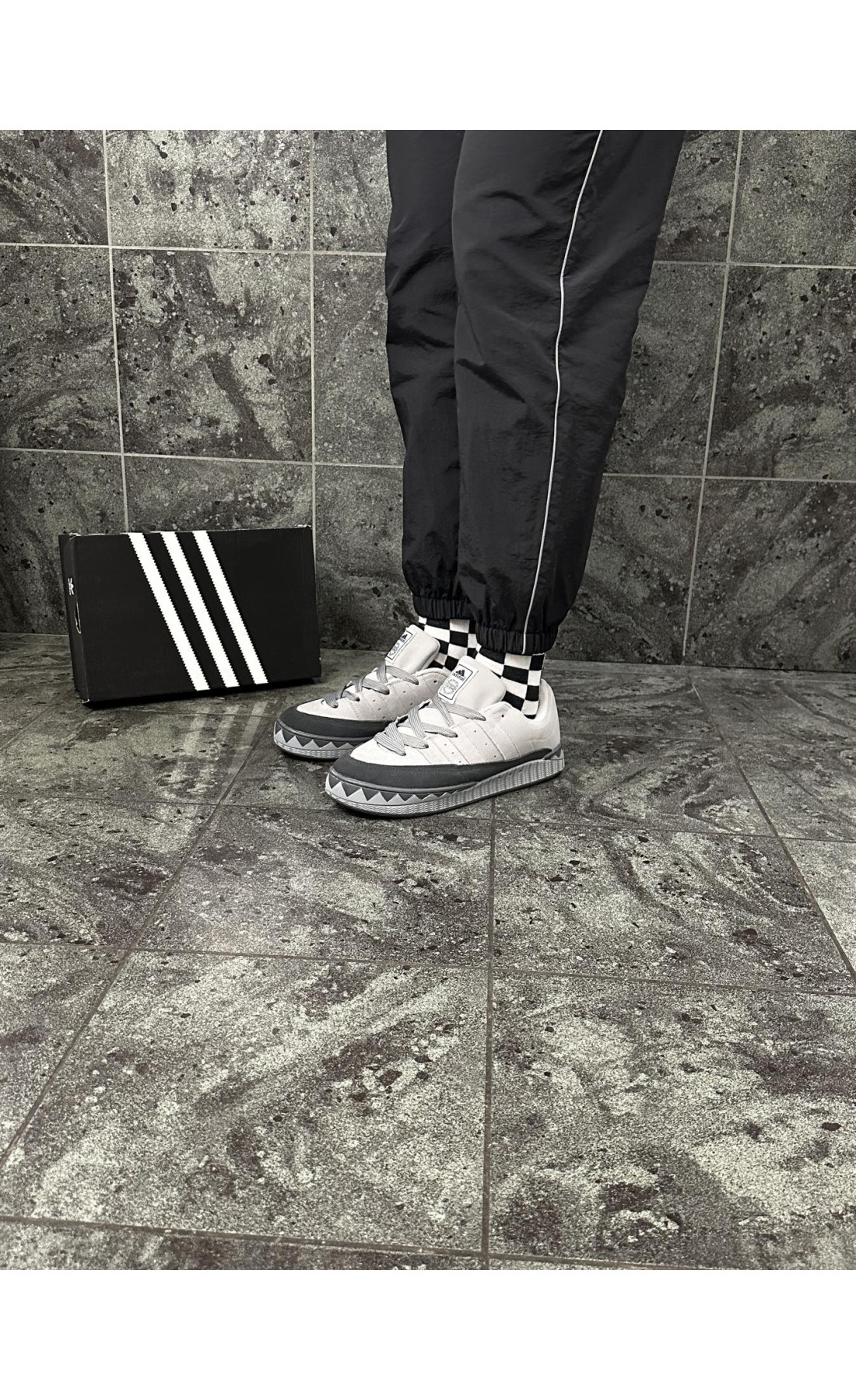 Чоловічі кросівки  Кросівки adidas adimatic neighborhood (gray & black) (476-8)