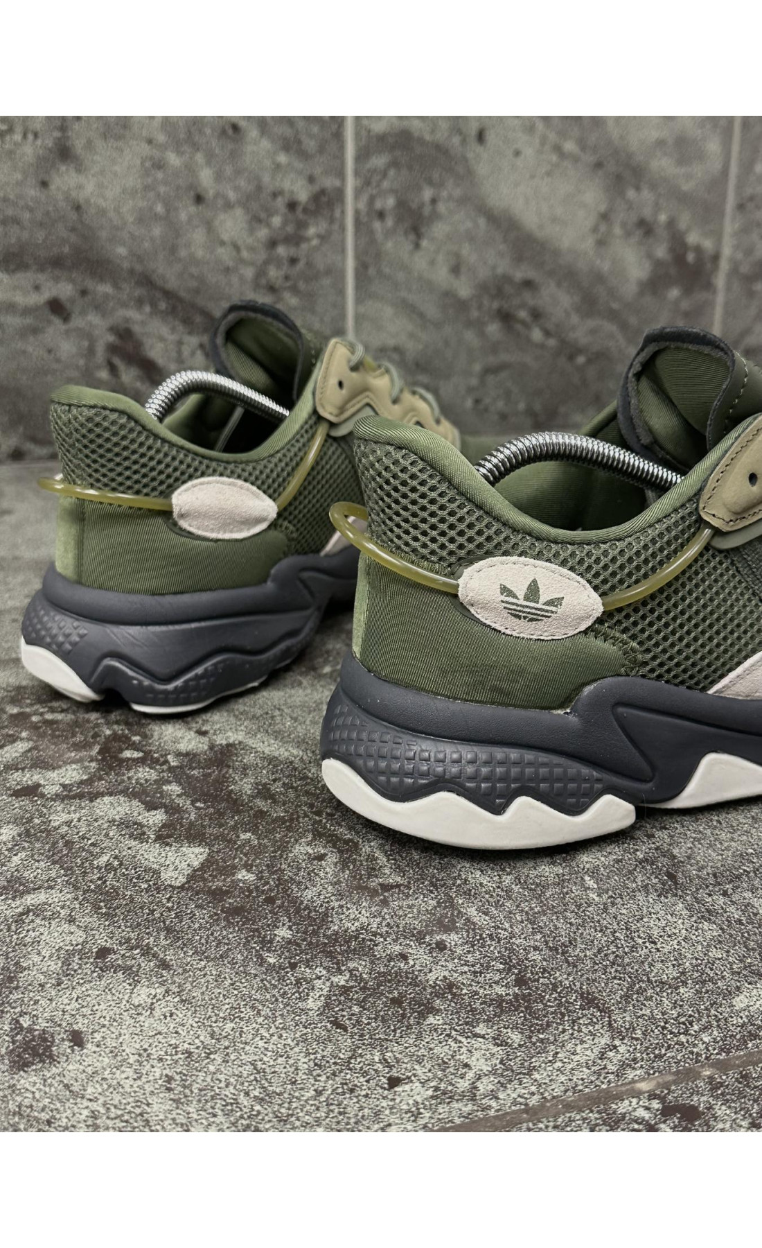 Чоловічі кросівки  Кросівки adidas ozweego (хакі) (4013-9)