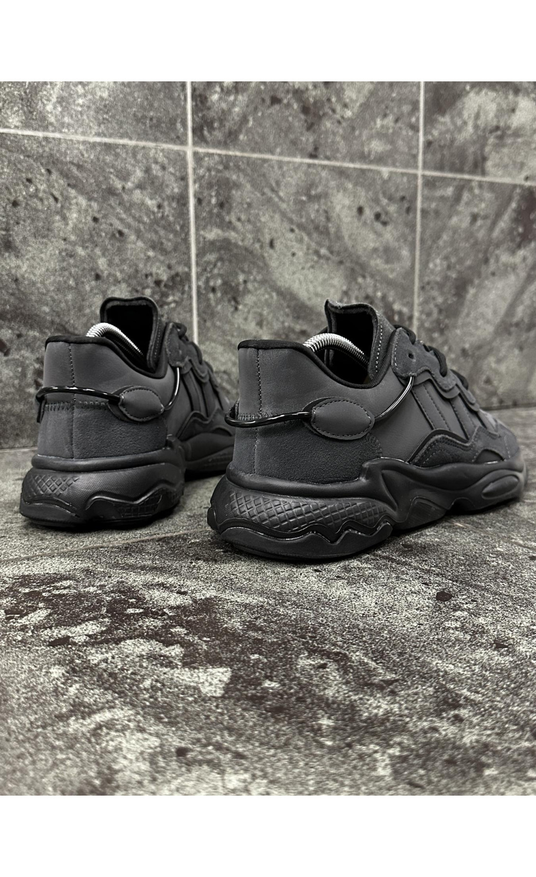 Чоловічі кросівки  Кросівки adidas ozweego (dark gray, замша) (331-6)