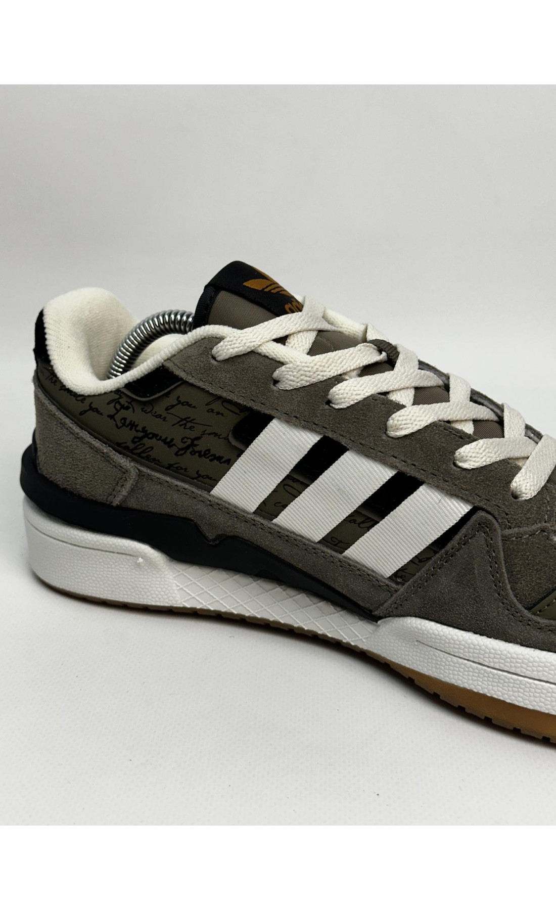 Чоловічі кросівки  Кросівки adidas forum exhibit low . (khaki) (773-19)