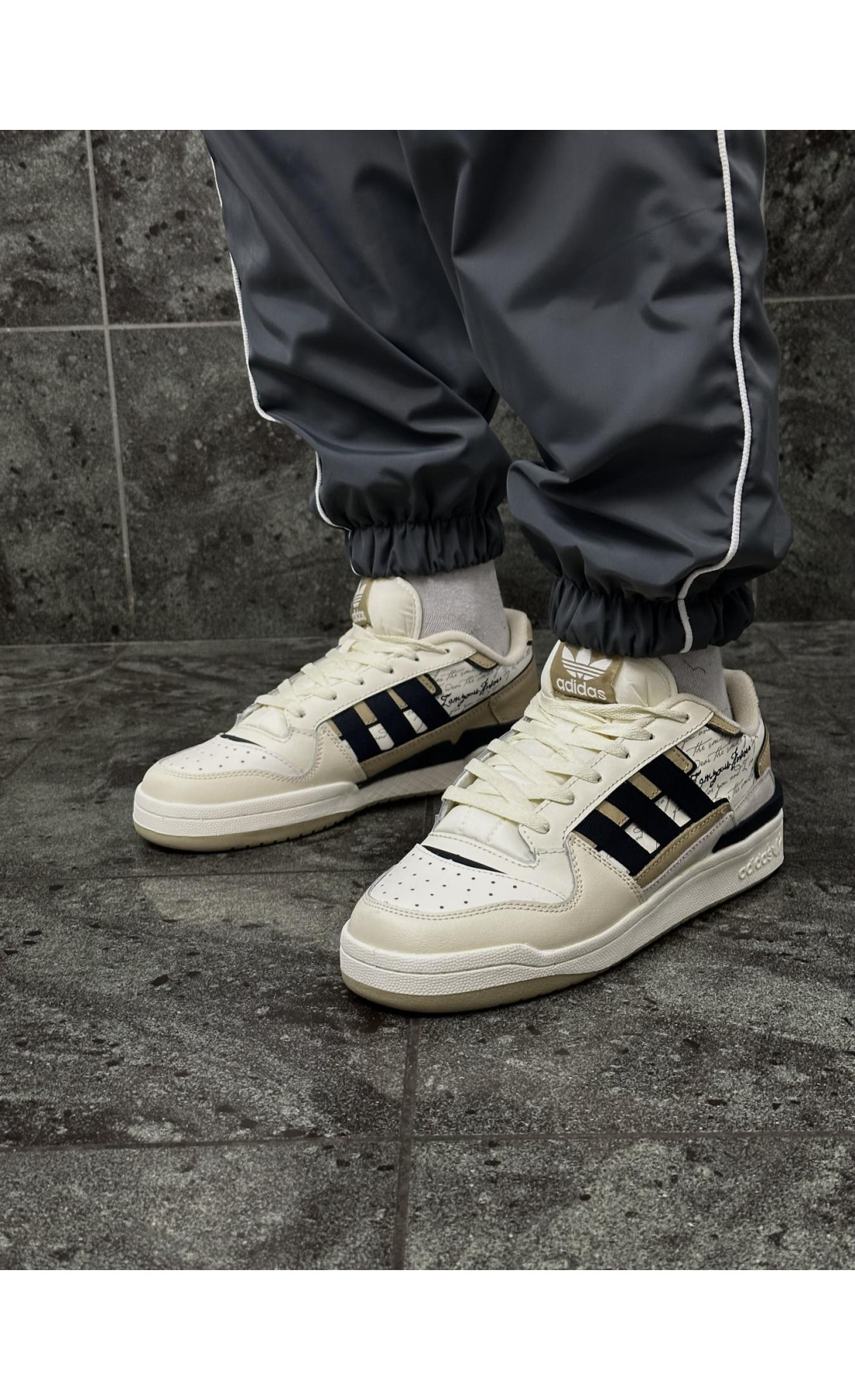 Чоловічі кросівки  Кросівки adidas forum exhibit low . (creamy) (773-27)