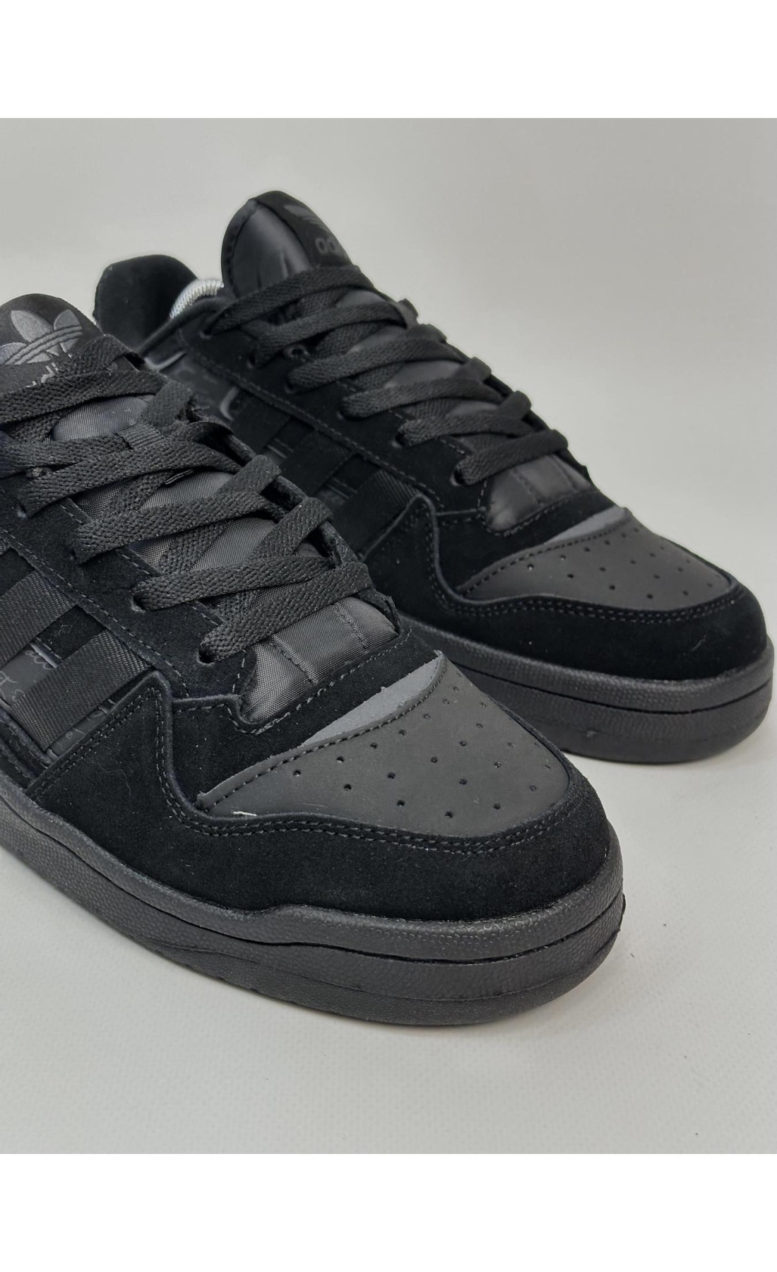 Чоловічі кросівки  Кросівки adidas forum exhibit low . (all black) (773-1)