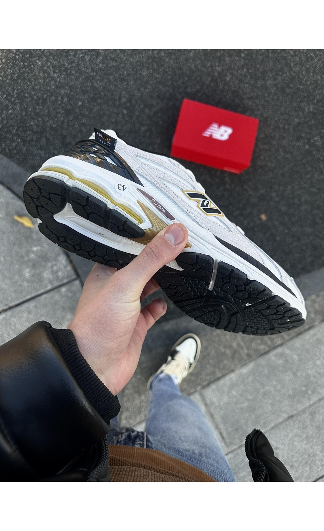 Чоловічі кросівки  Термо кросівки new balance r metallic gold / gore tex (cordura) (9111-1)