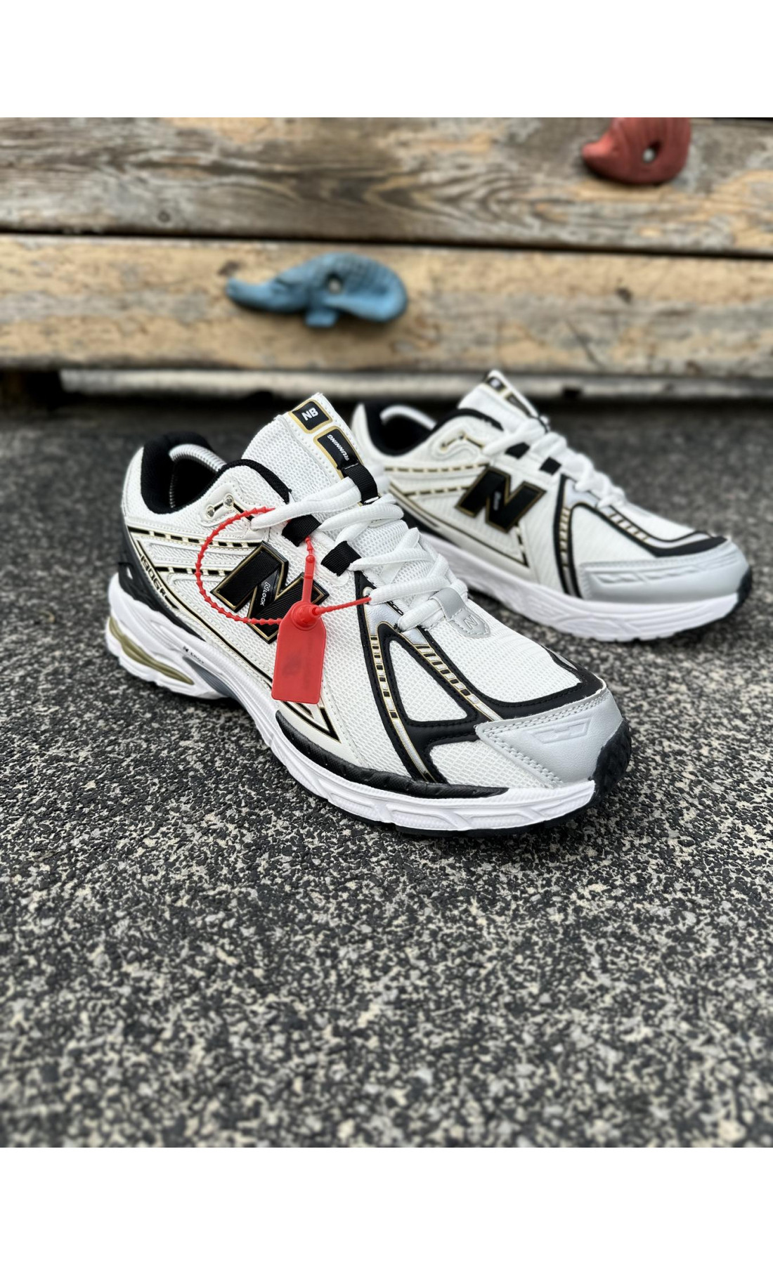 Чоловічі кросівки  Літні кросівки new balance r metallic gold (ліцензія) (1906-8)