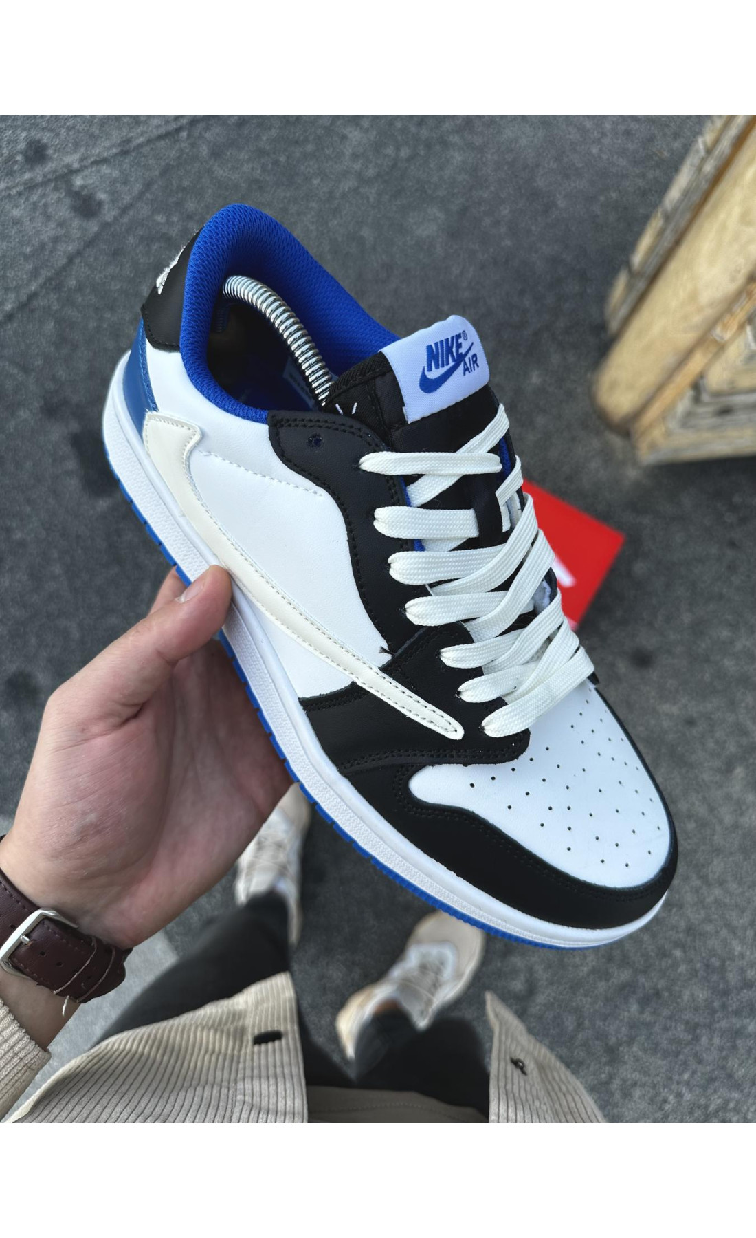 Чоловічі кросівки  Кросівки nike air jordan low x travis scott (біло-сині) (618-3)