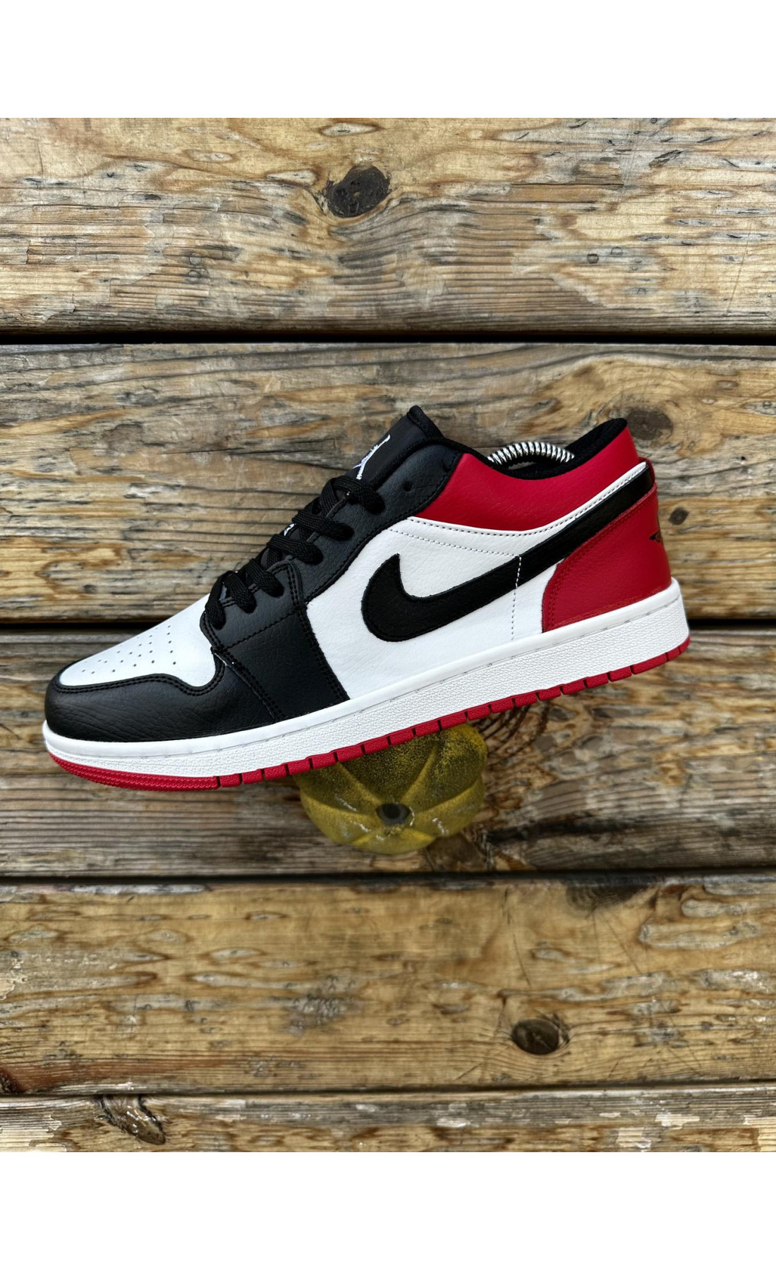 Чоловічі кросівки  Кросівки nike air jordan low (black white red) (807-6)