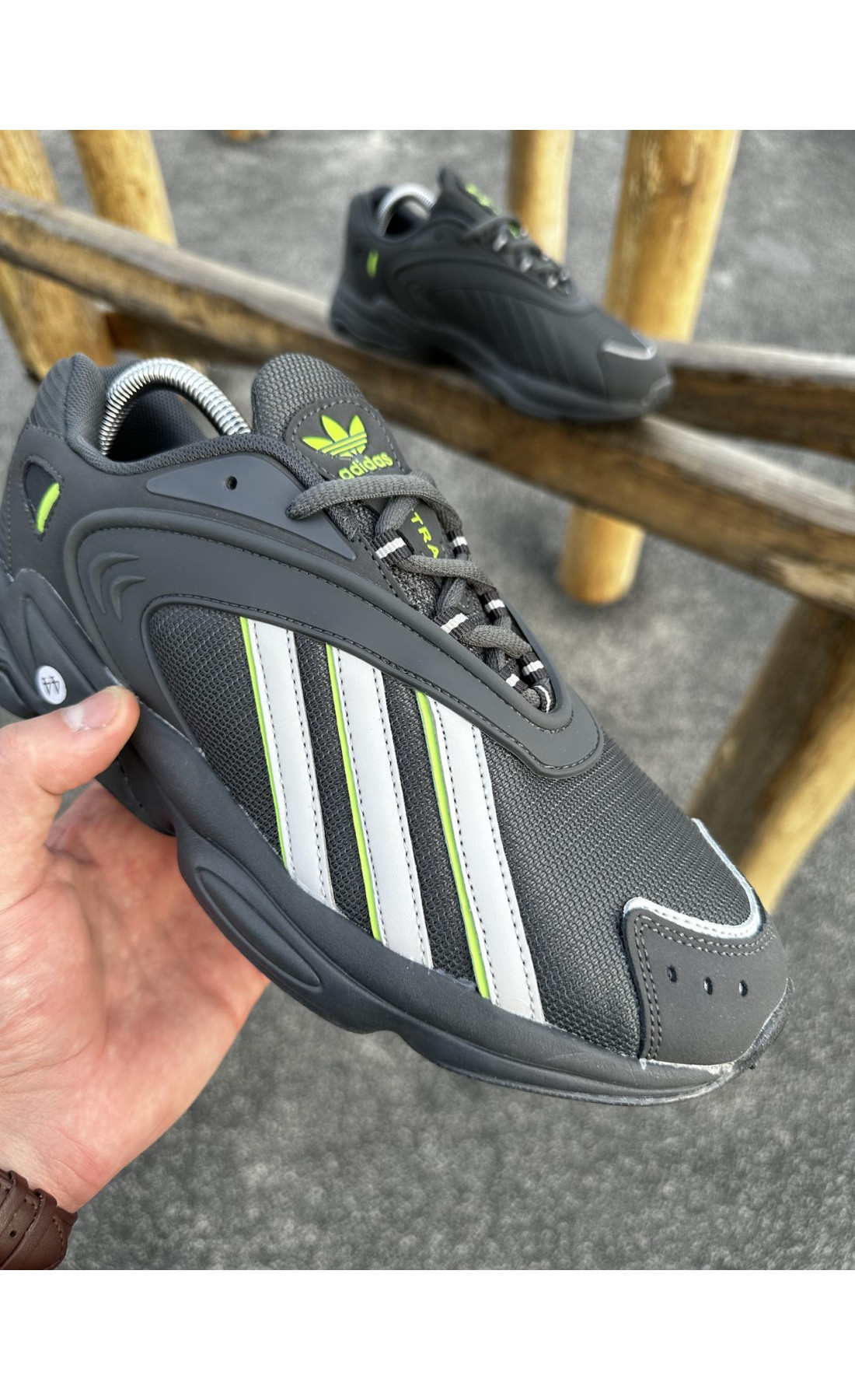 Чоловічі кросівки  Кросівки adidas oztral (5443-2)