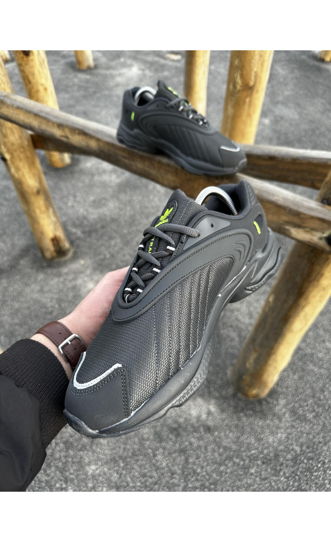 Чоловічі кросівки  Кросівки adidas oztral (5443-2)