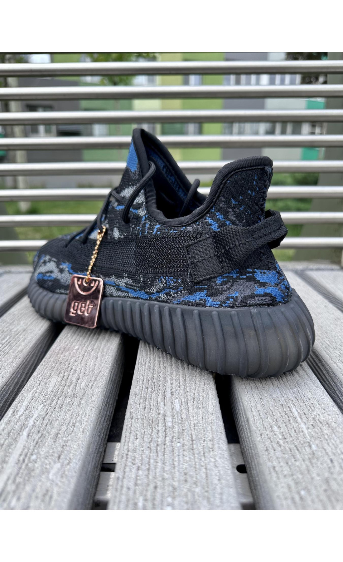 Чоловічі кросівки  Кросівки adidas yeesy boost blue / camo (A2237-7)