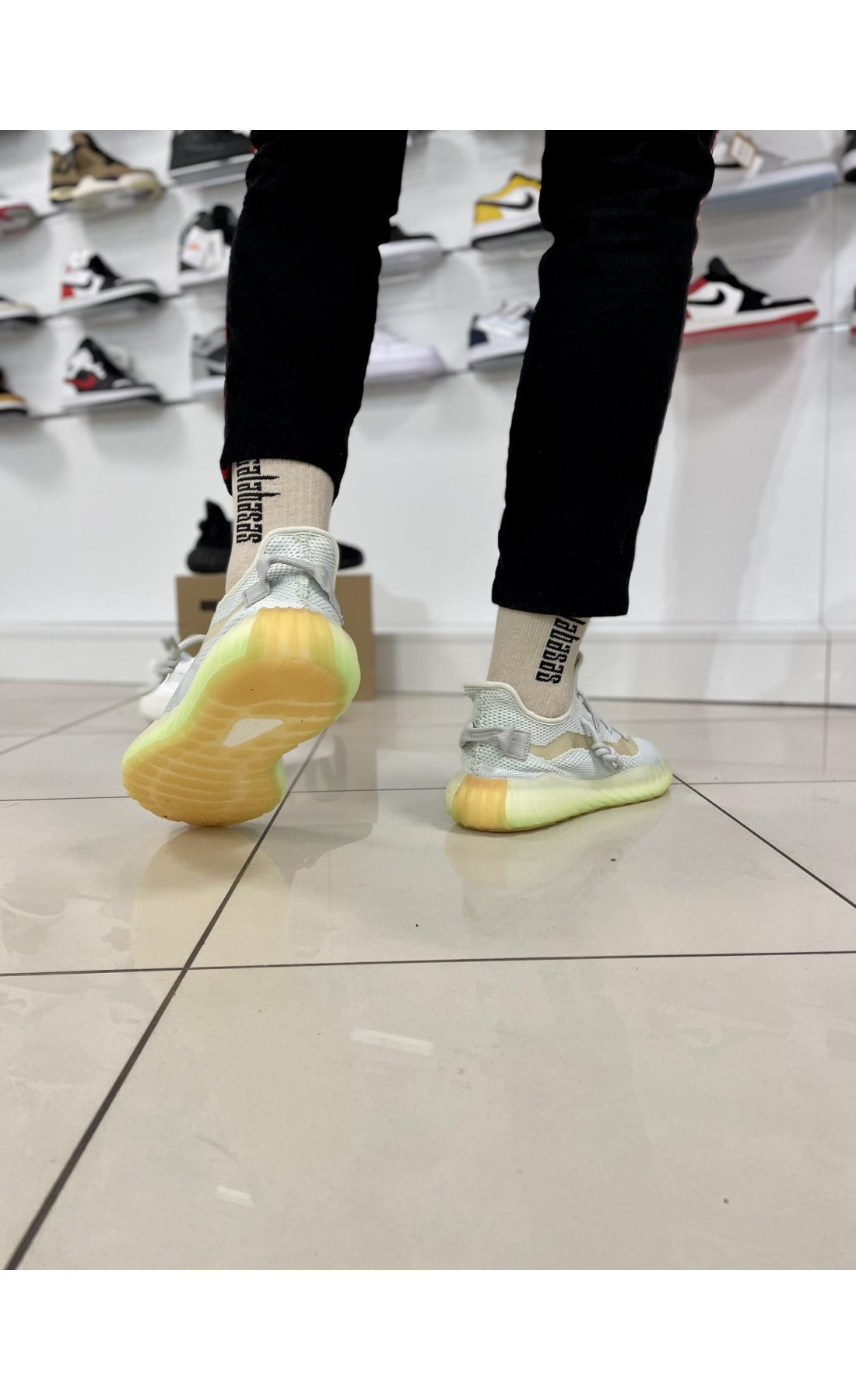 Чоловічі кросівки  Кросівки adidas yeesy boost v (blue / green) (2-15303)