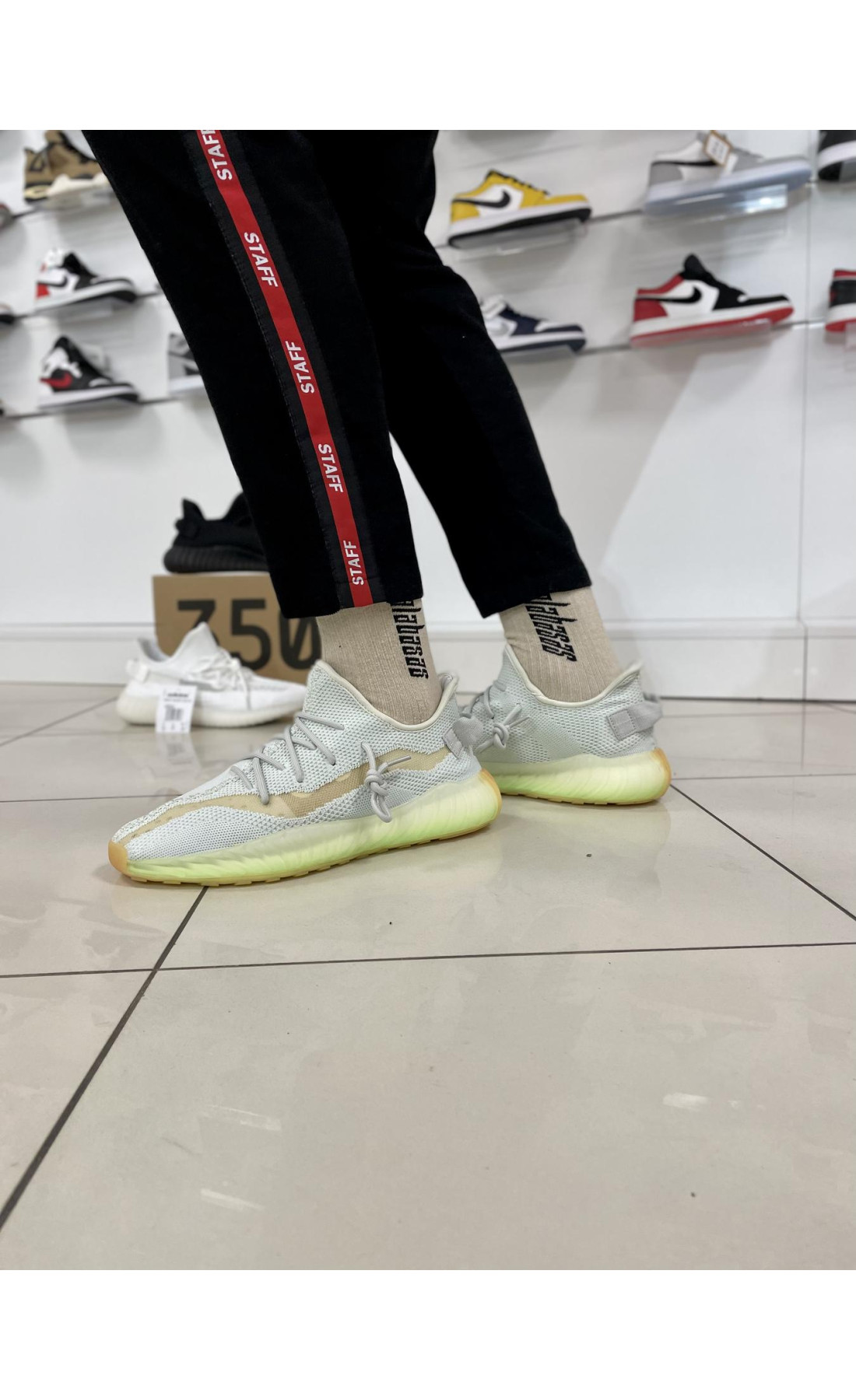 Чоловічі кросівки  Кросівки adidas yeesy boost v (blue / green) (2-15303)