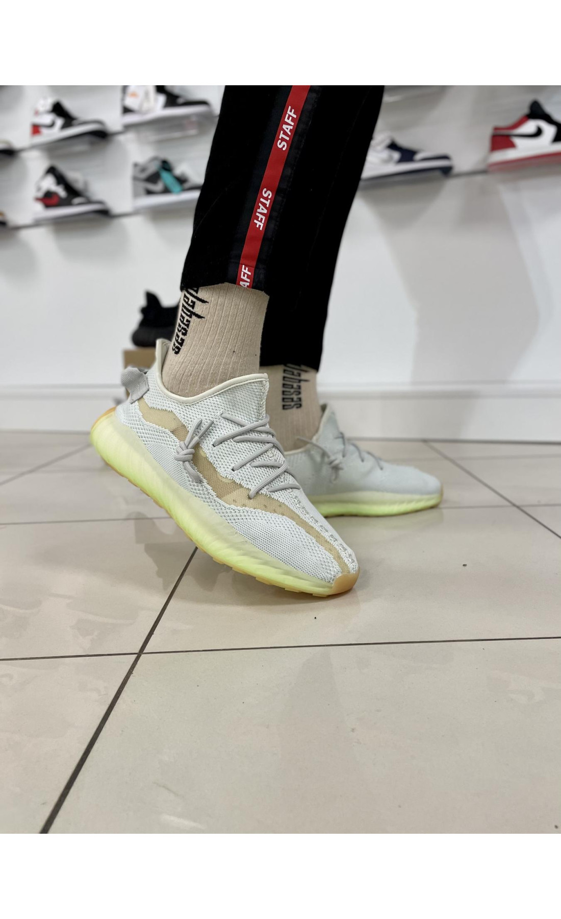 Чоловічі кросівки  Кросівки adidas yeesy boost v (blue / green) (2-15303)