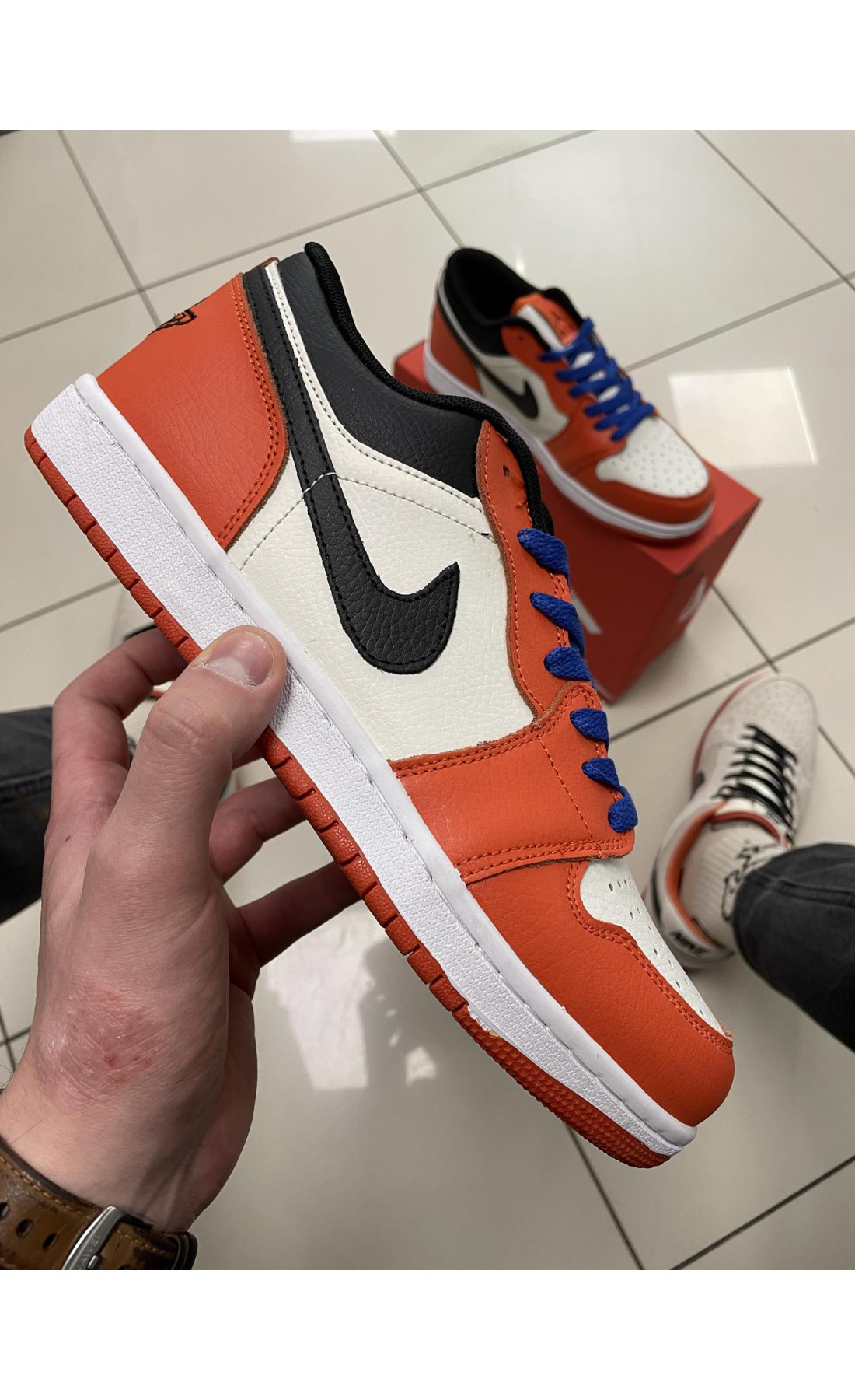 Чоловічі кросівки  Кросівки nike air jordan low (orange) (A032-10)