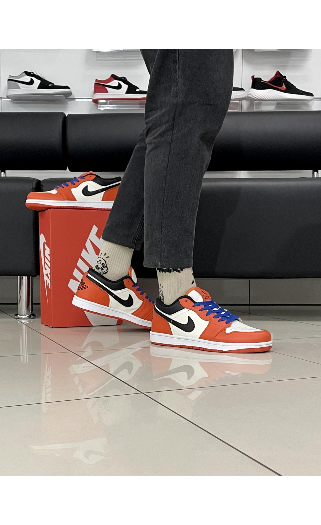 Чоловічі кросівки  Кросівки nike air jordan low (orange) (A032-10)