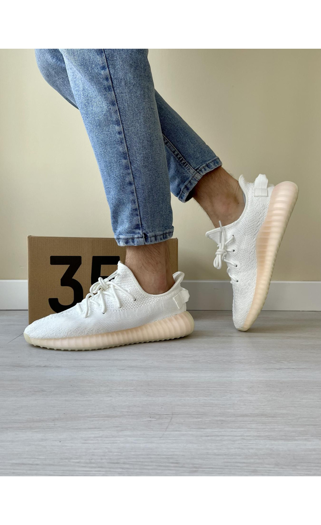 Чоловічі кросівки  Кросівки adidas yeesy boost (белые) (350-011)