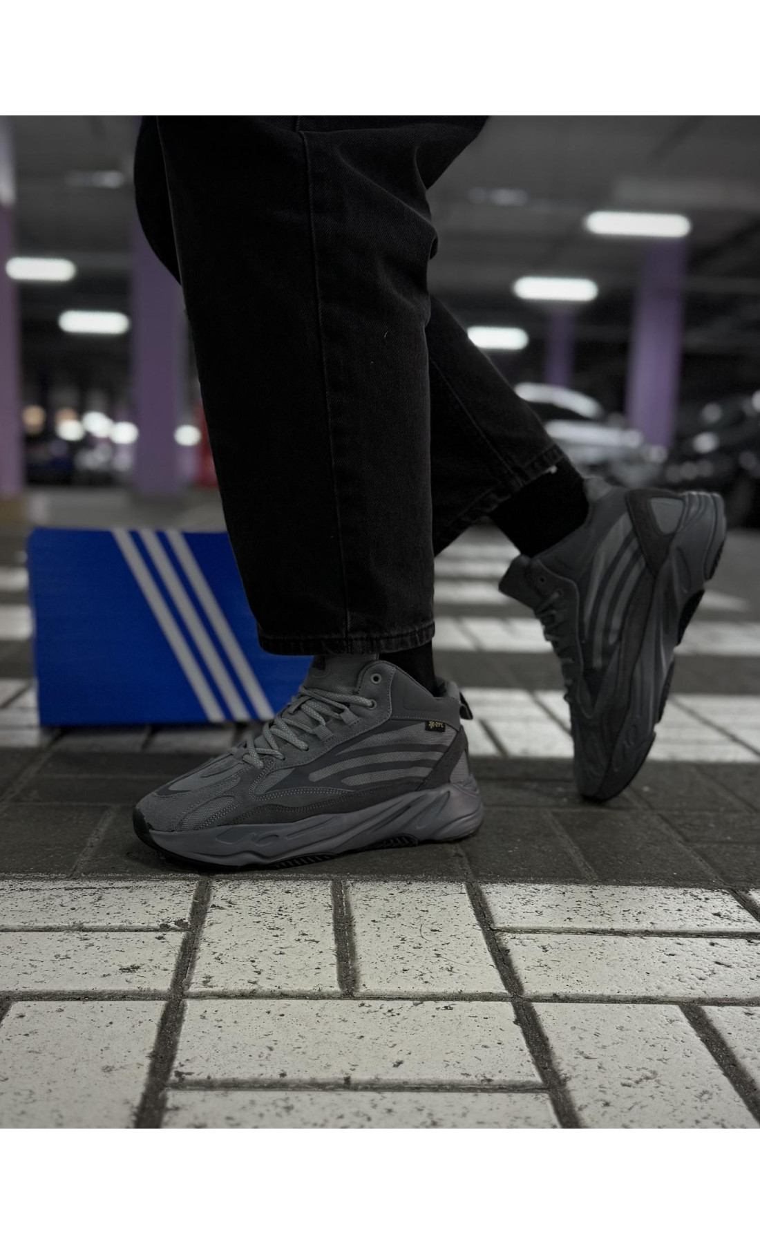 Чоловічі кросівки  Зимові вологозахисні кросівки adidas yeezy boost , темно сірі (2695-7)