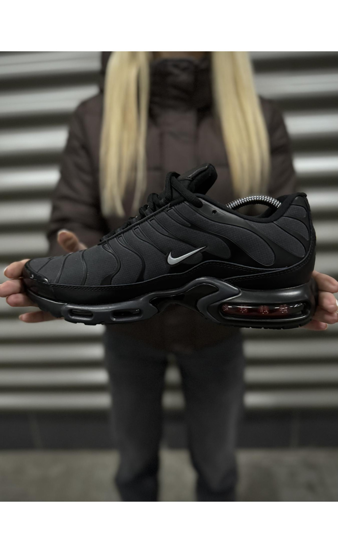 Чоловічі кросівки  Термо кросівки nike air plus tn (чорно-сірі) (9133-2)