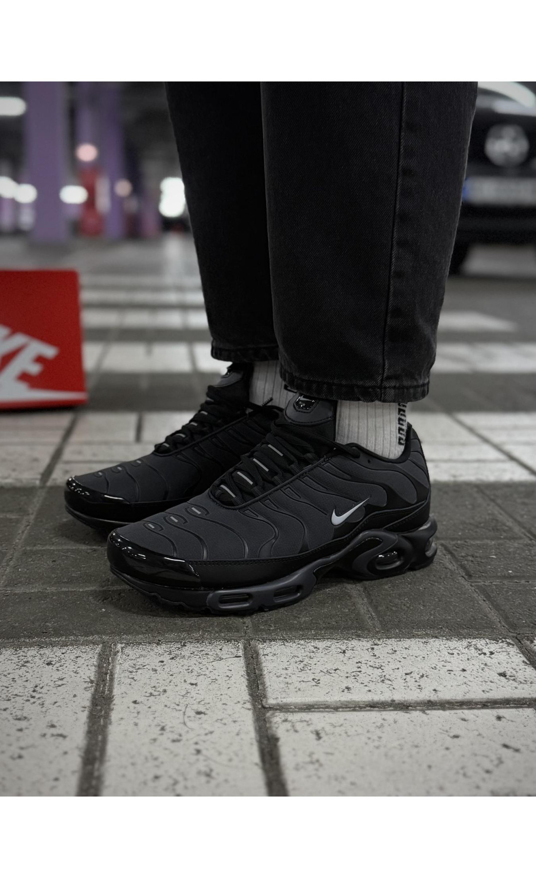 Чоловічі кросівки  Термо кросівки nike air plus tn (чорно-сірі) (9133-2)