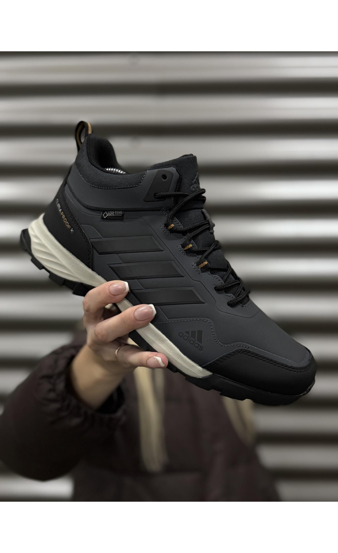 Чоловічі кросівки  Зимові кросівки adidas ax climaproof gore tex (855-2)