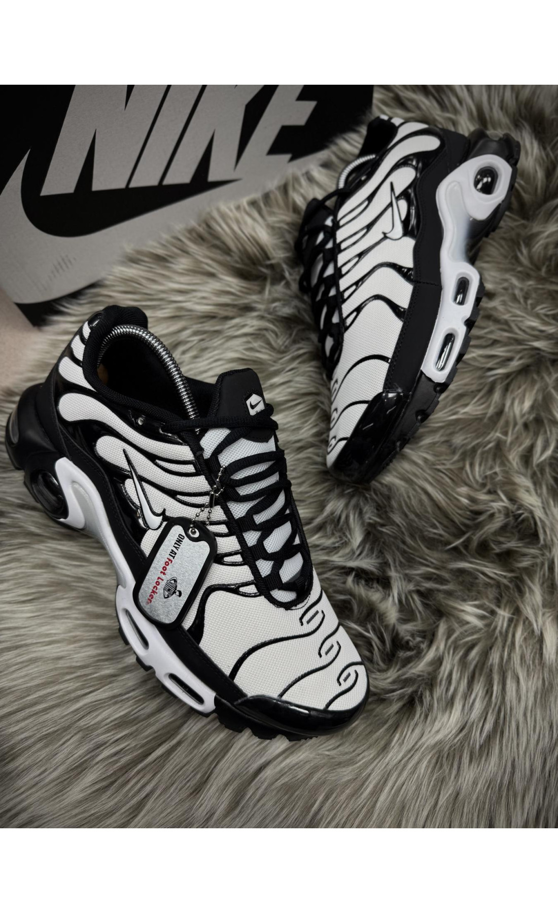 Чоловічі кросівки  Кросівки nike air tn terrascape plus (біло чорні) (267-3)