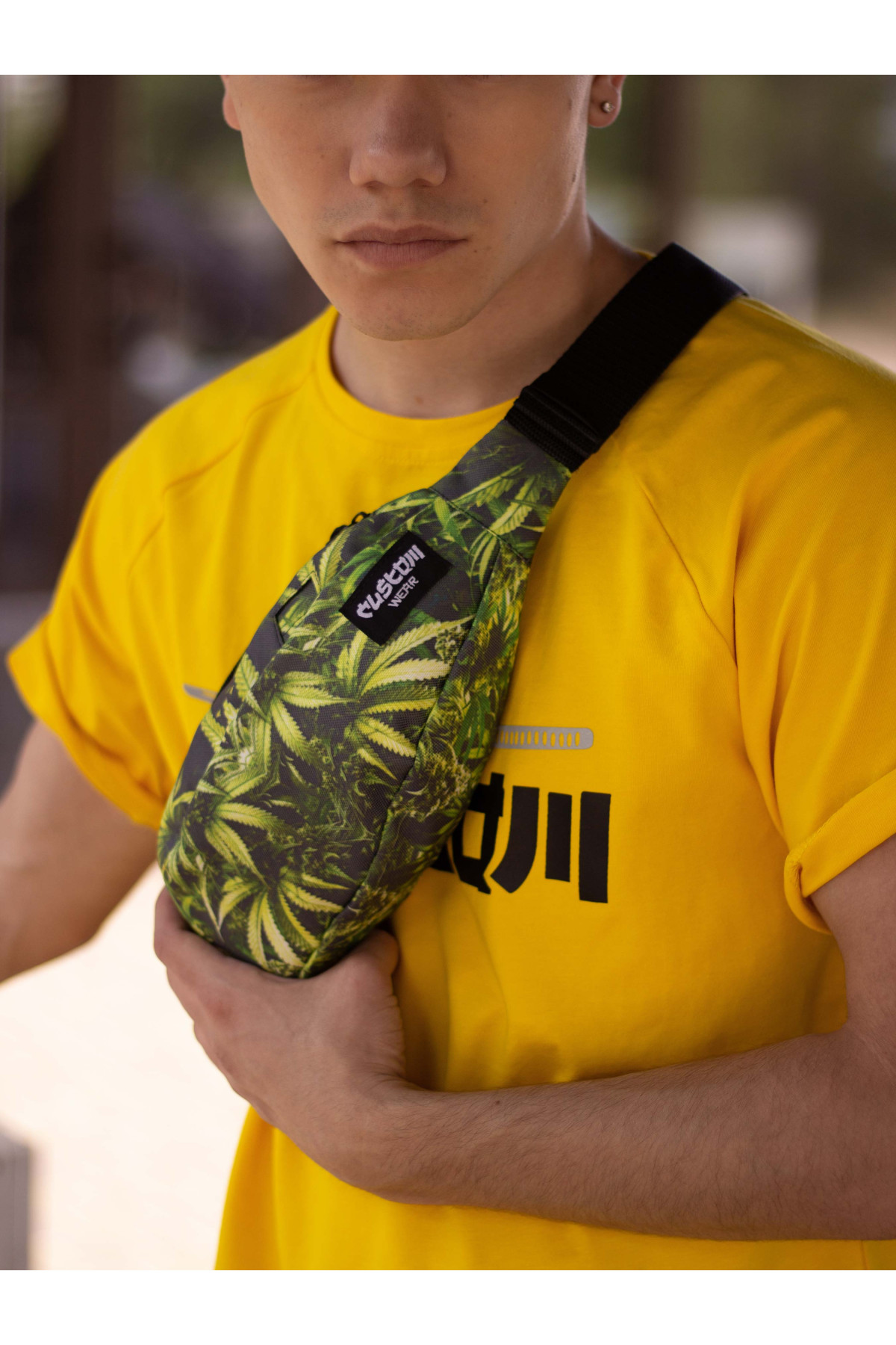 Бананка Custom Wear Uno Real 420