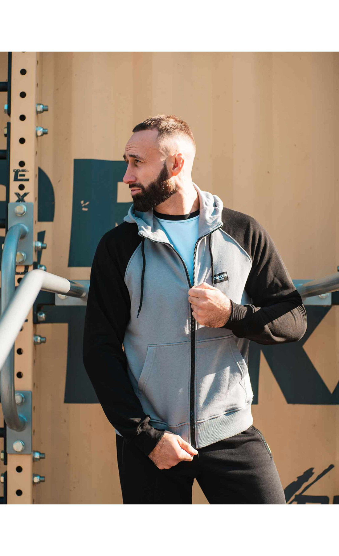 Зіпер Custom Wear без начосу сірий з чорним рукавом