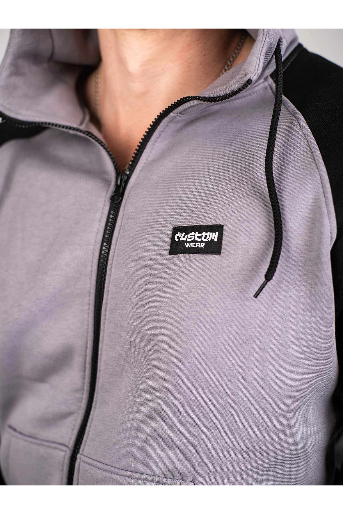 Зіпер Custom Wear з начосом сірий з чорним рукавом