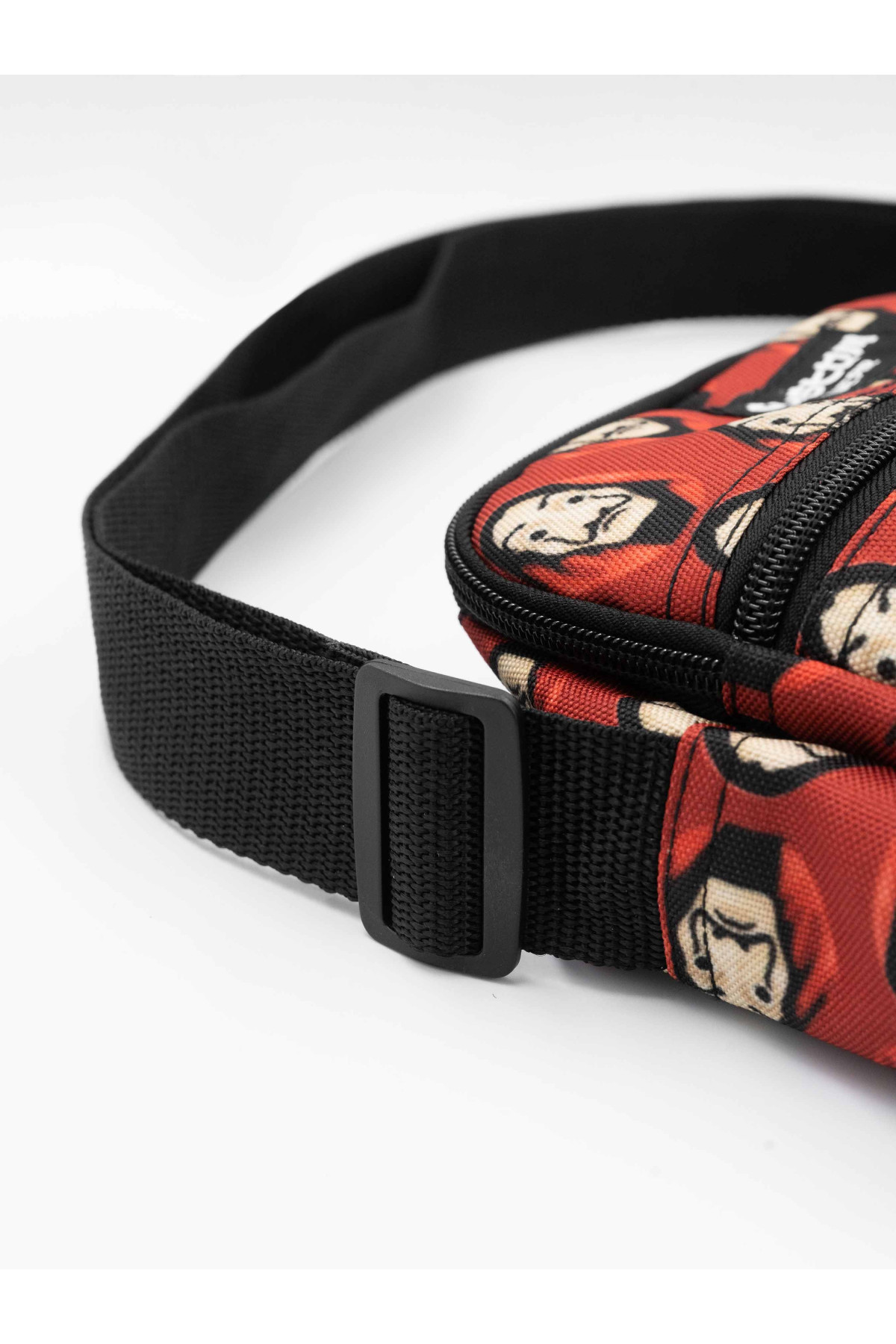 Месенджер Custom Wear  2.0 Паперовий будинок