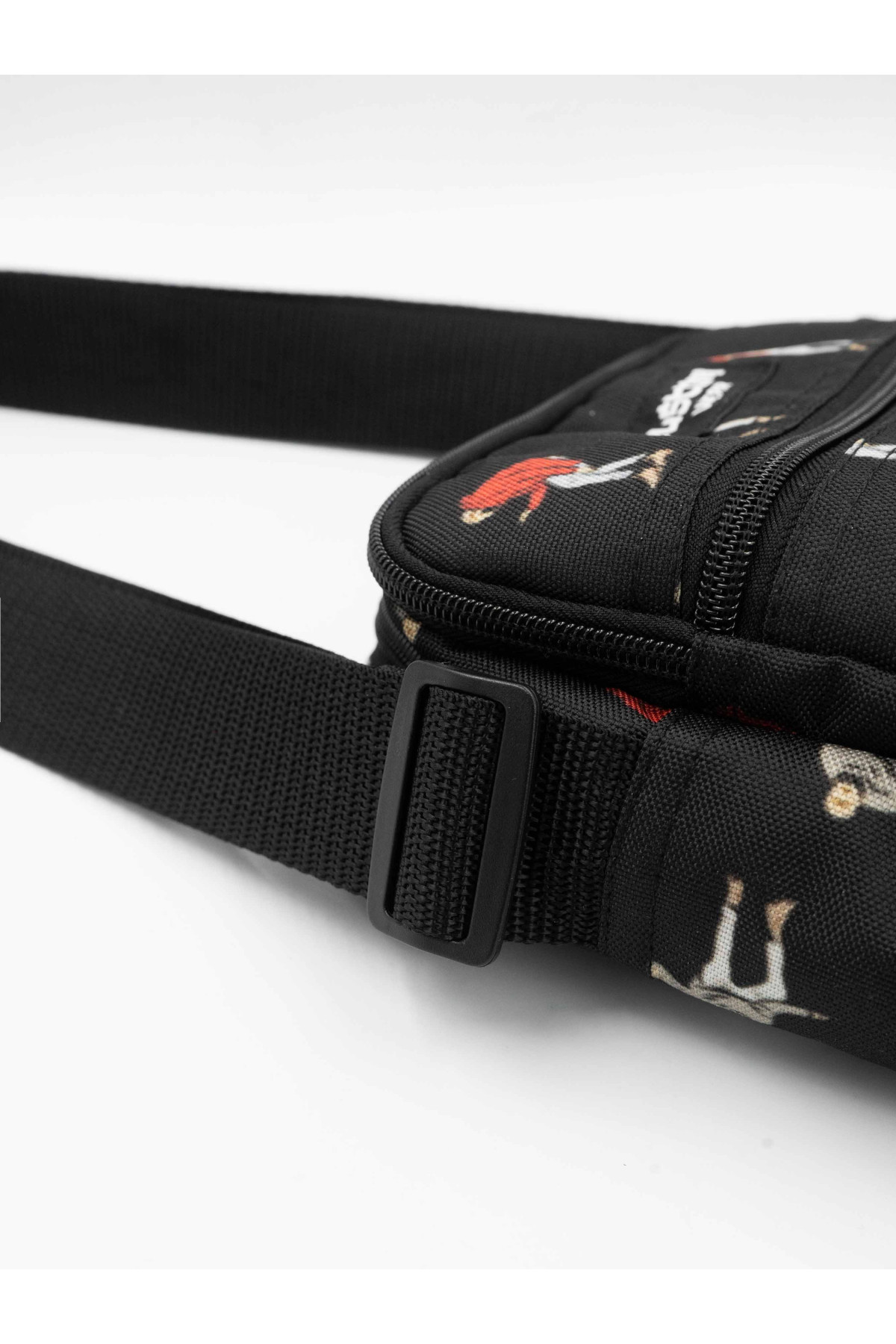 Месенджер Custom Wear  2.0 Drake