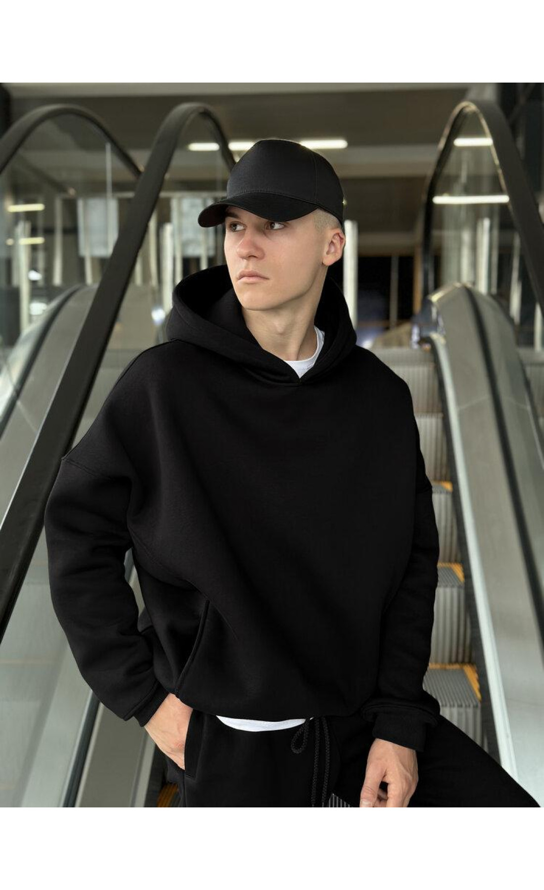 Худі oversize Pobedov Urbanist Чорний