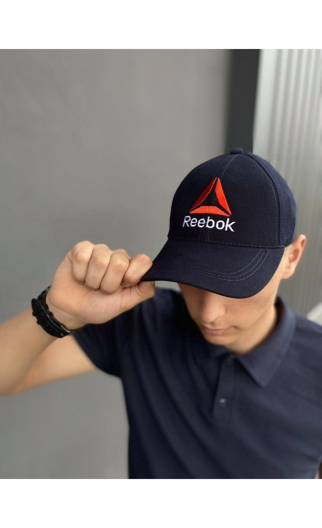 Кепка чоловіча Reebok темно-синя