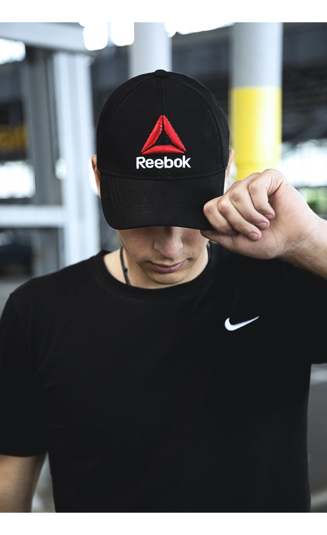 Кепка чоловіча Reebok чорна