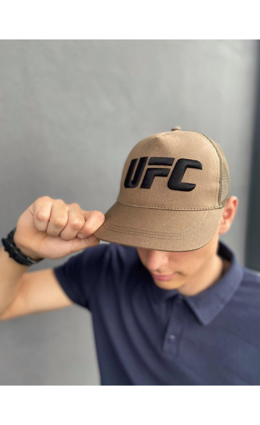 Кепка чоловіча із сіткою UFC хакі